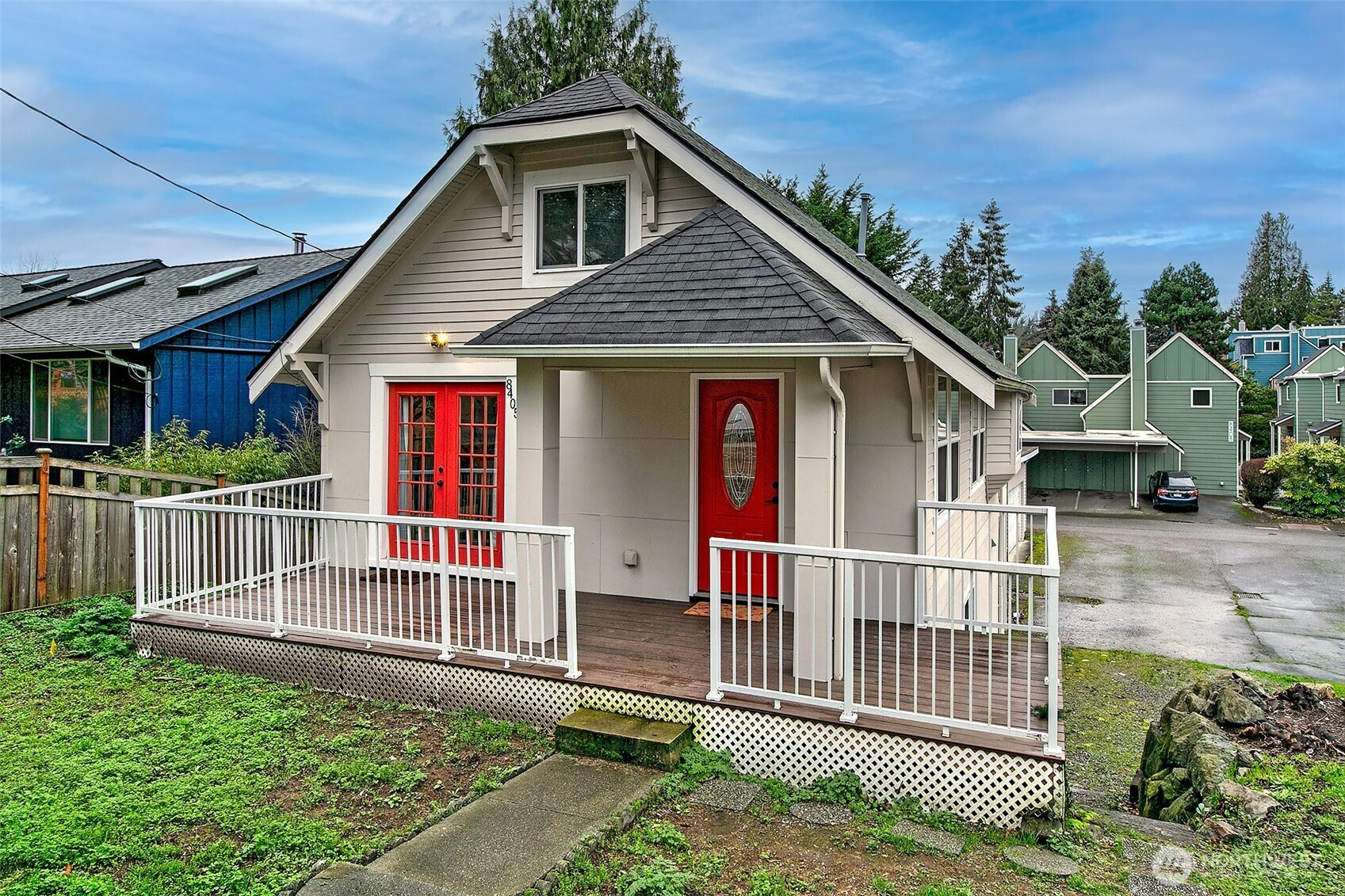 8405 24th Avenue SW, Seattle, WA 98106