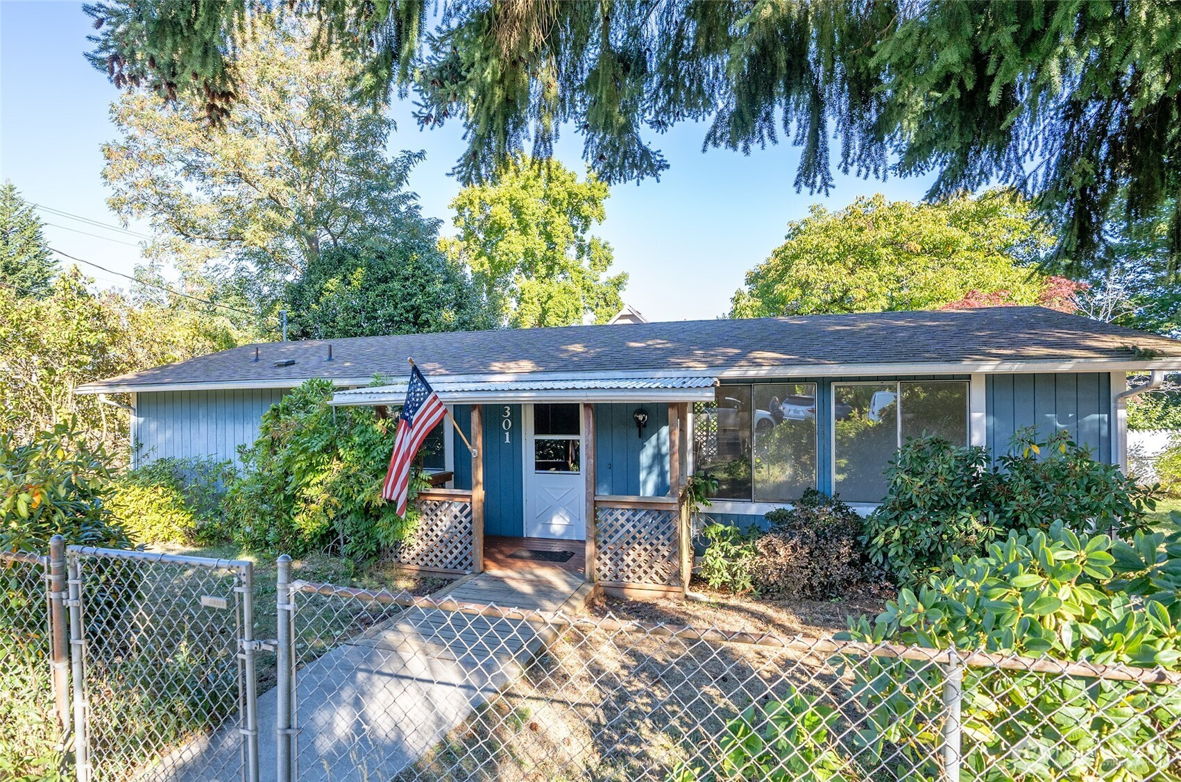 301 Sweany Street, Port Orchard, WA 98366