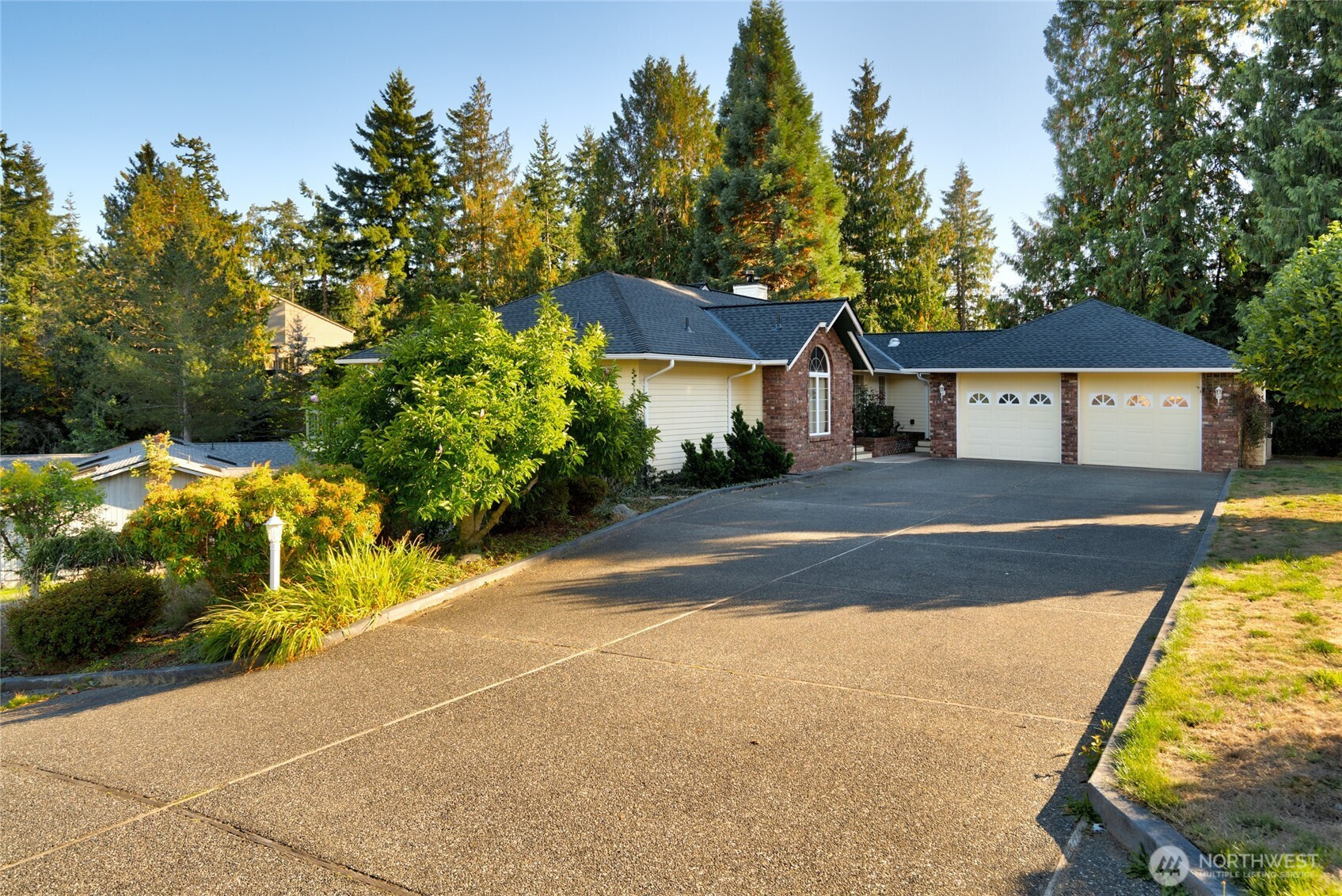 476 Nez Perce Place, La Conner, WA 98257
