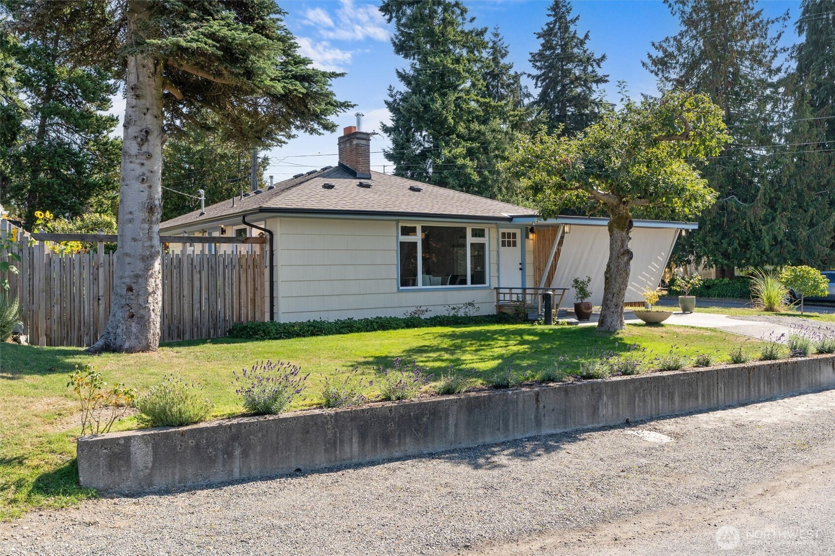 7530 Olympus Drive W, University Place, WA 98466