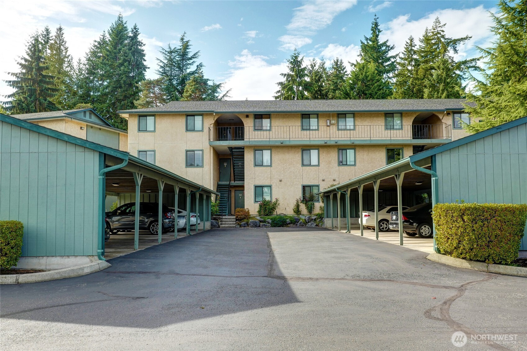 14331 124th Avenue NE, Kirkland, WA 98034