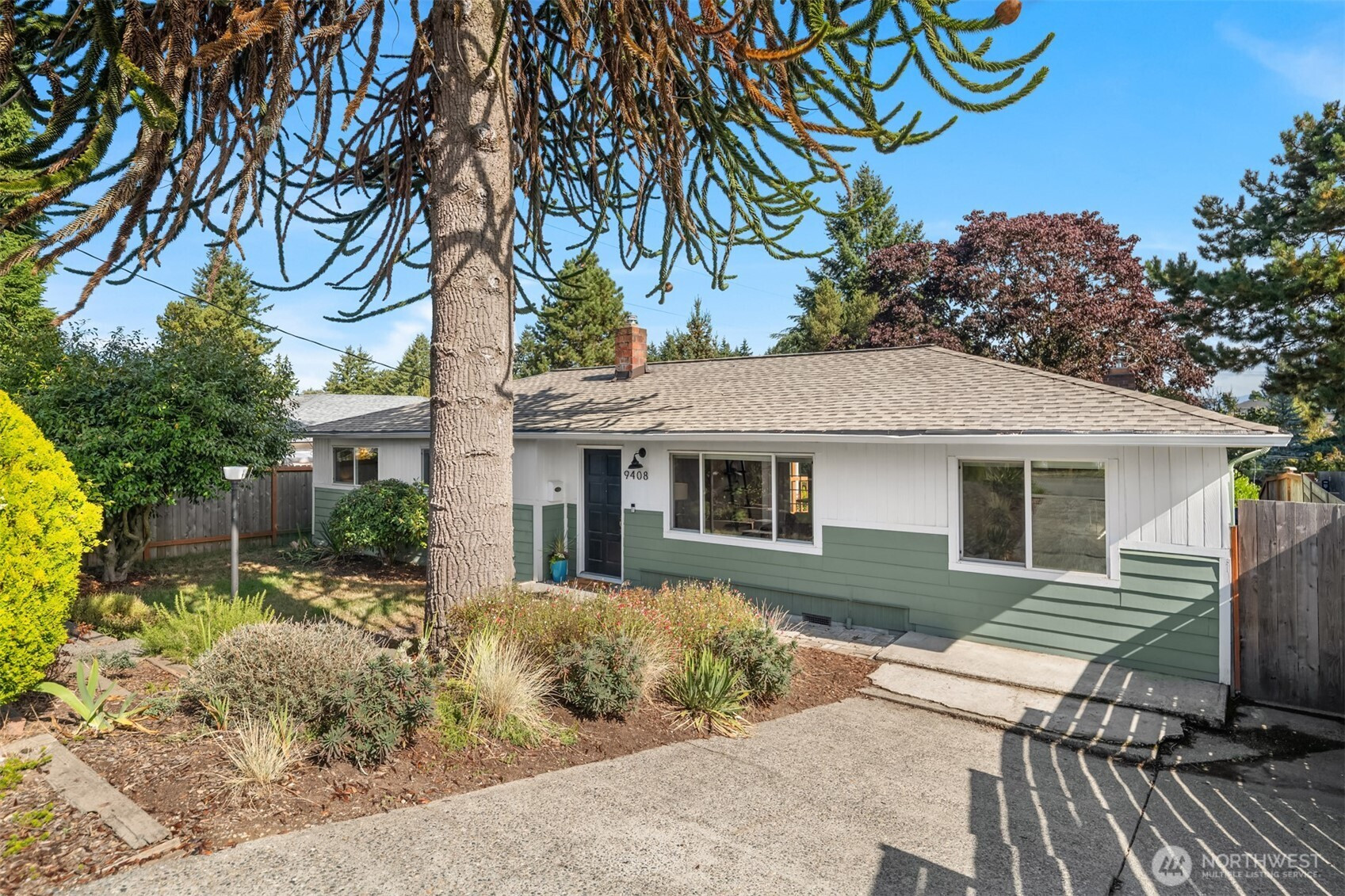 9408 9th Avenue SW, Seattle, WA 98106