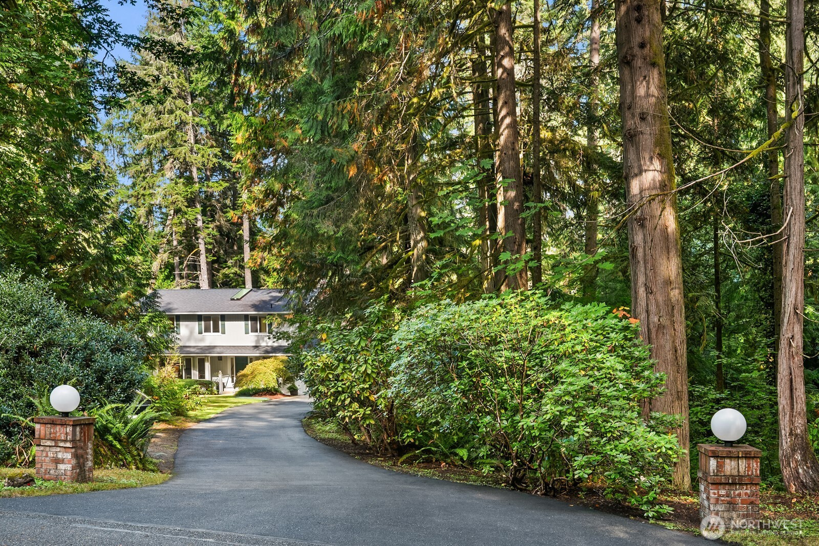 20614 NE 181st Place, Woodinville, WA 98077