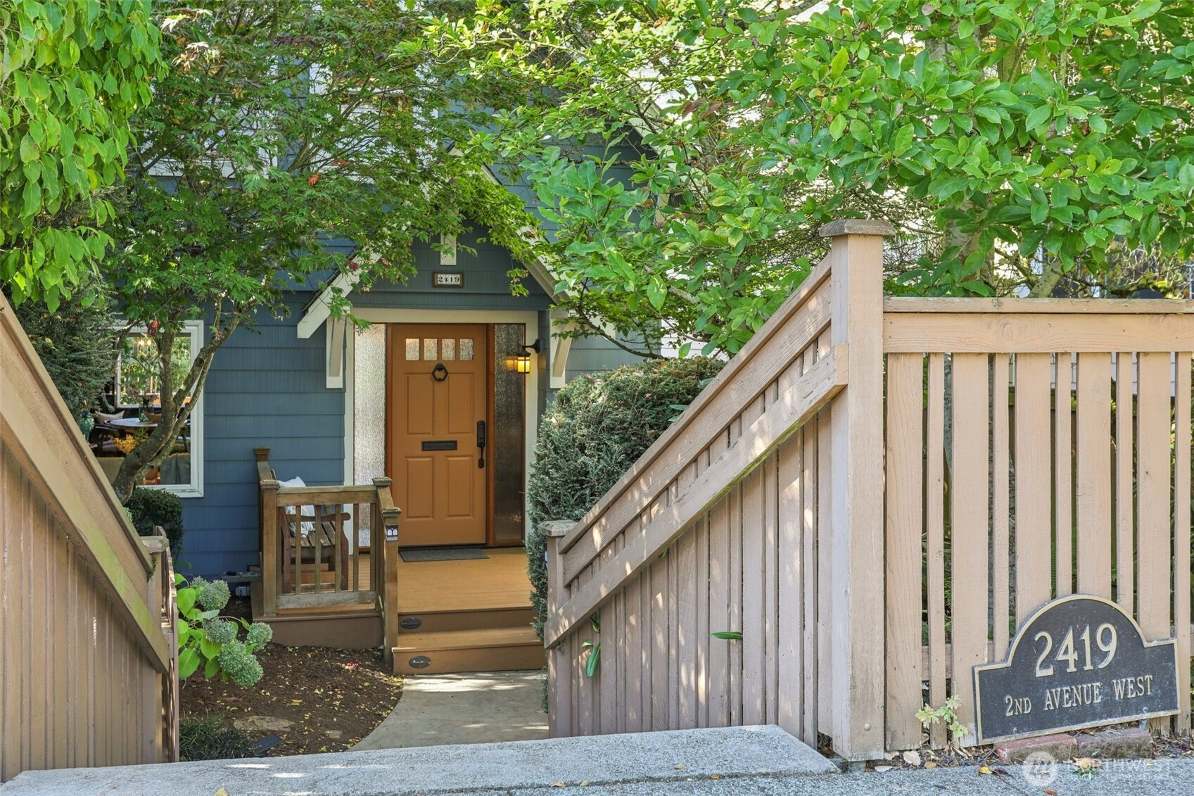 2419 2nd Avenue W, Seattle, WA 98119