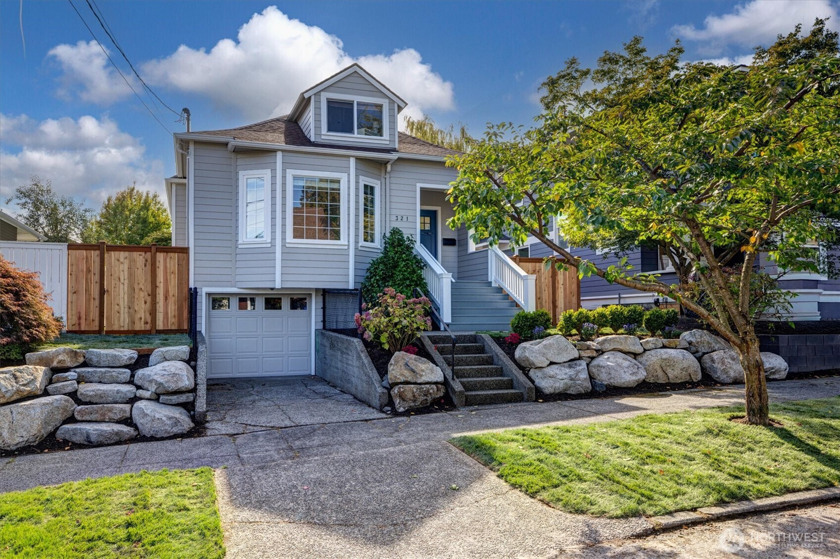 321 W Garfield, Seattle, WA 98119