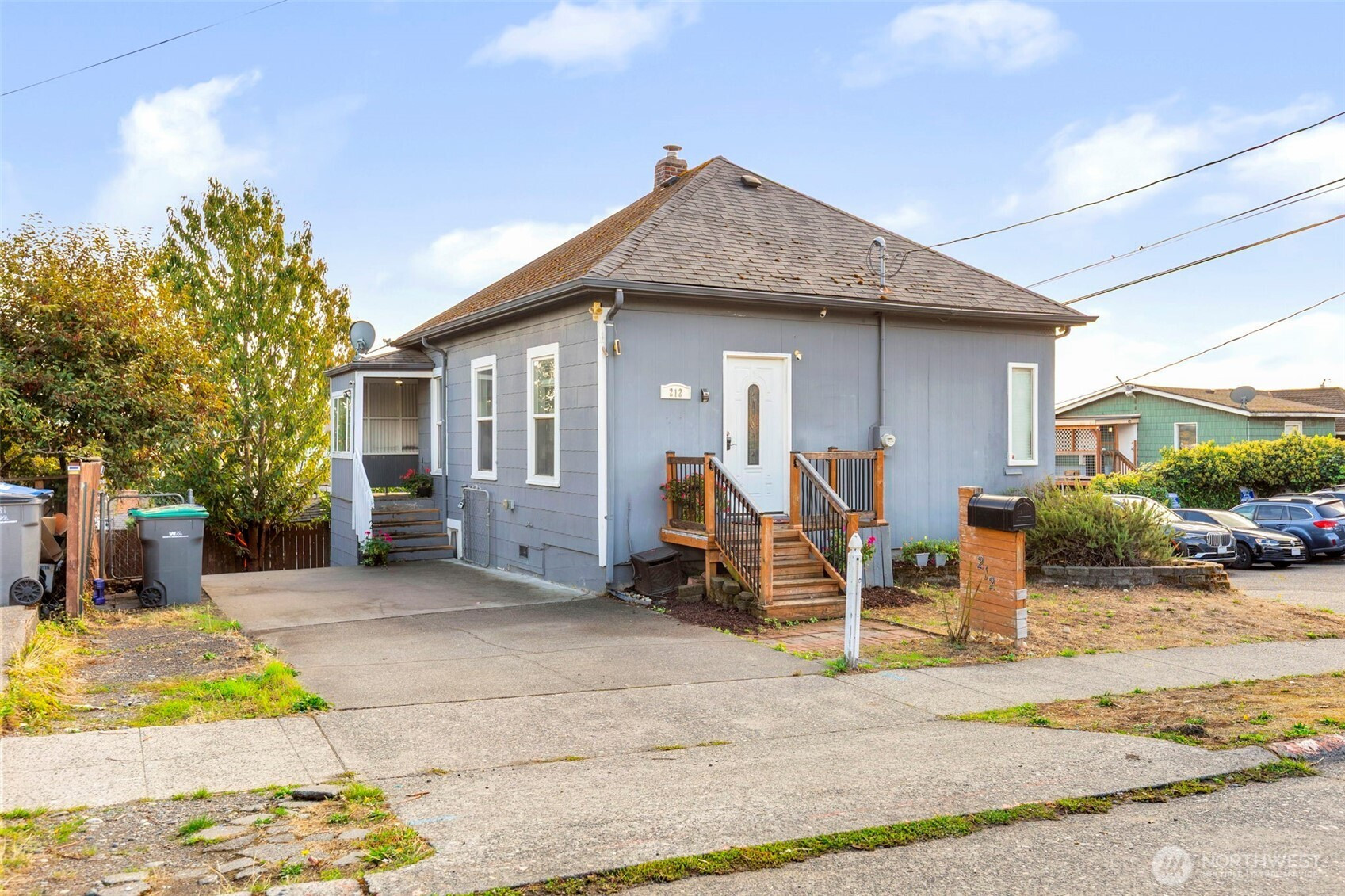 212 State Avenue, Bremerton, WA 98337