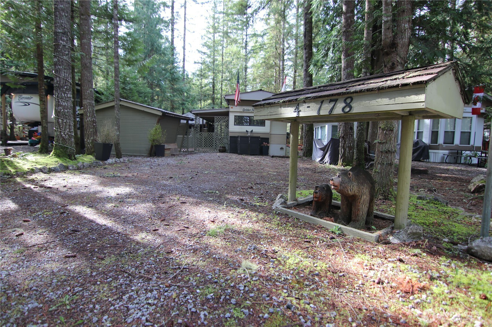 178 4 Christmas Tree Circle, Maple Falls, WA 98244