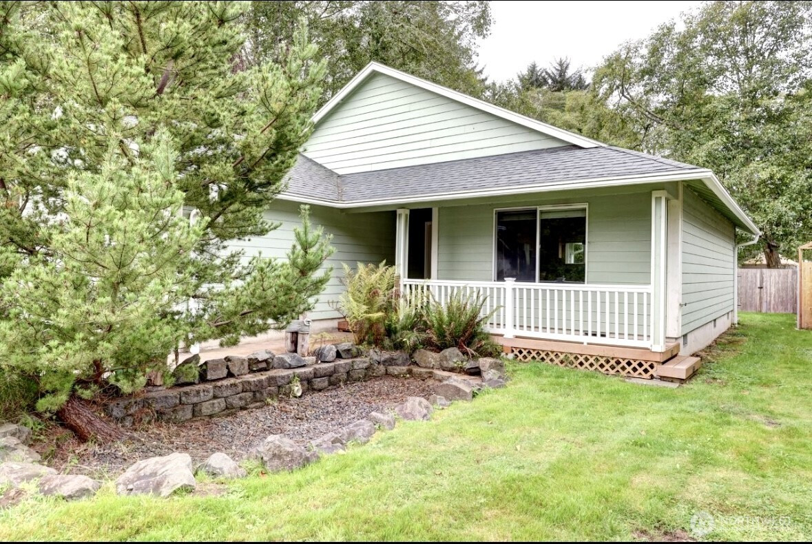 2107 Willow Road, Seaview, WA 98644