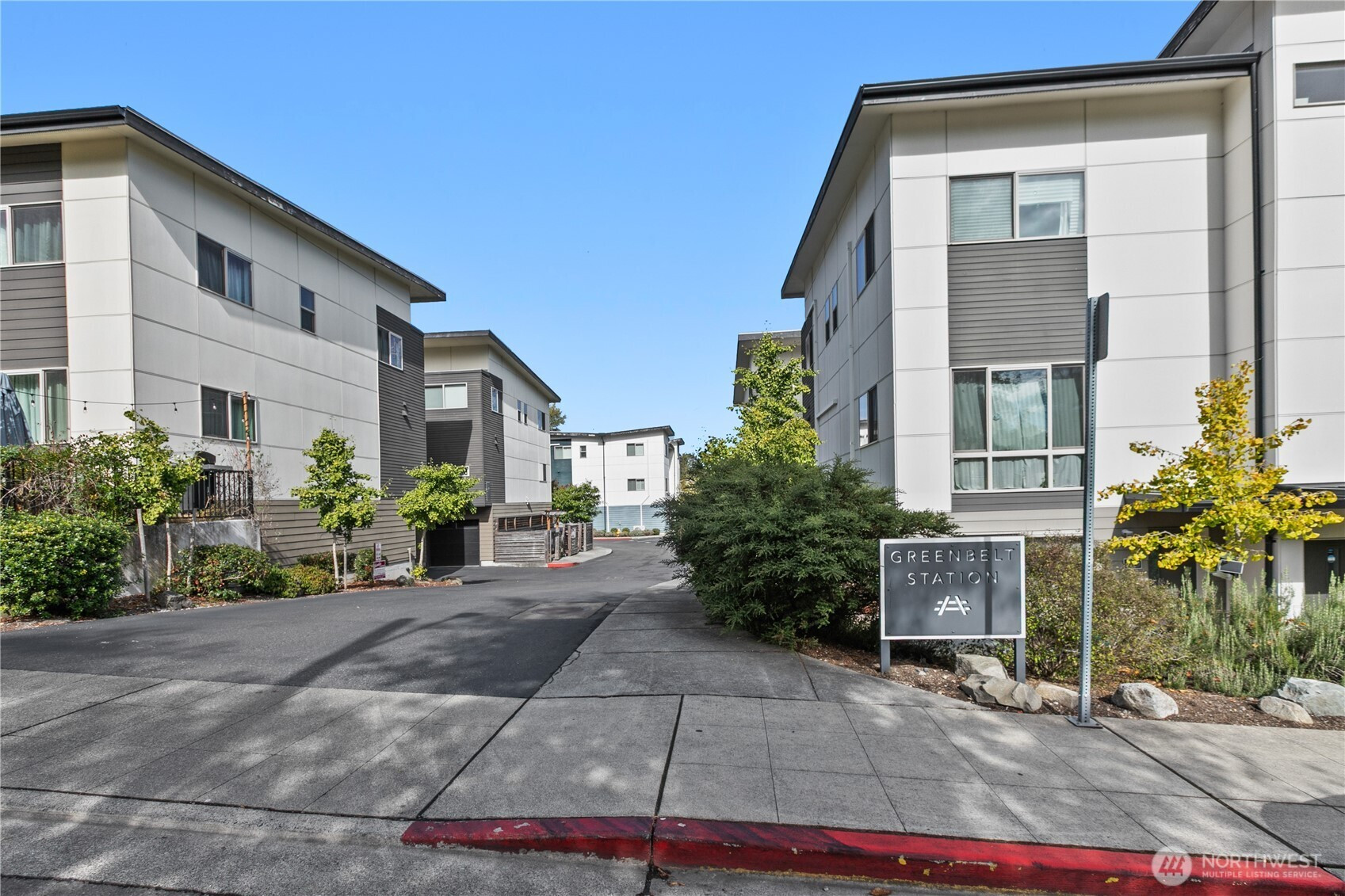4244 S Greenbelt Station Drive, Seattle, WA 98118