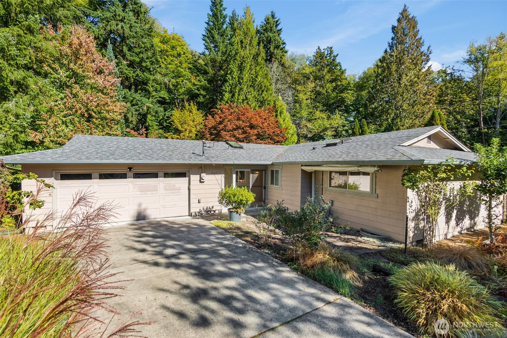 5430 22nd Avenue NE, Olympia, WA 98516
