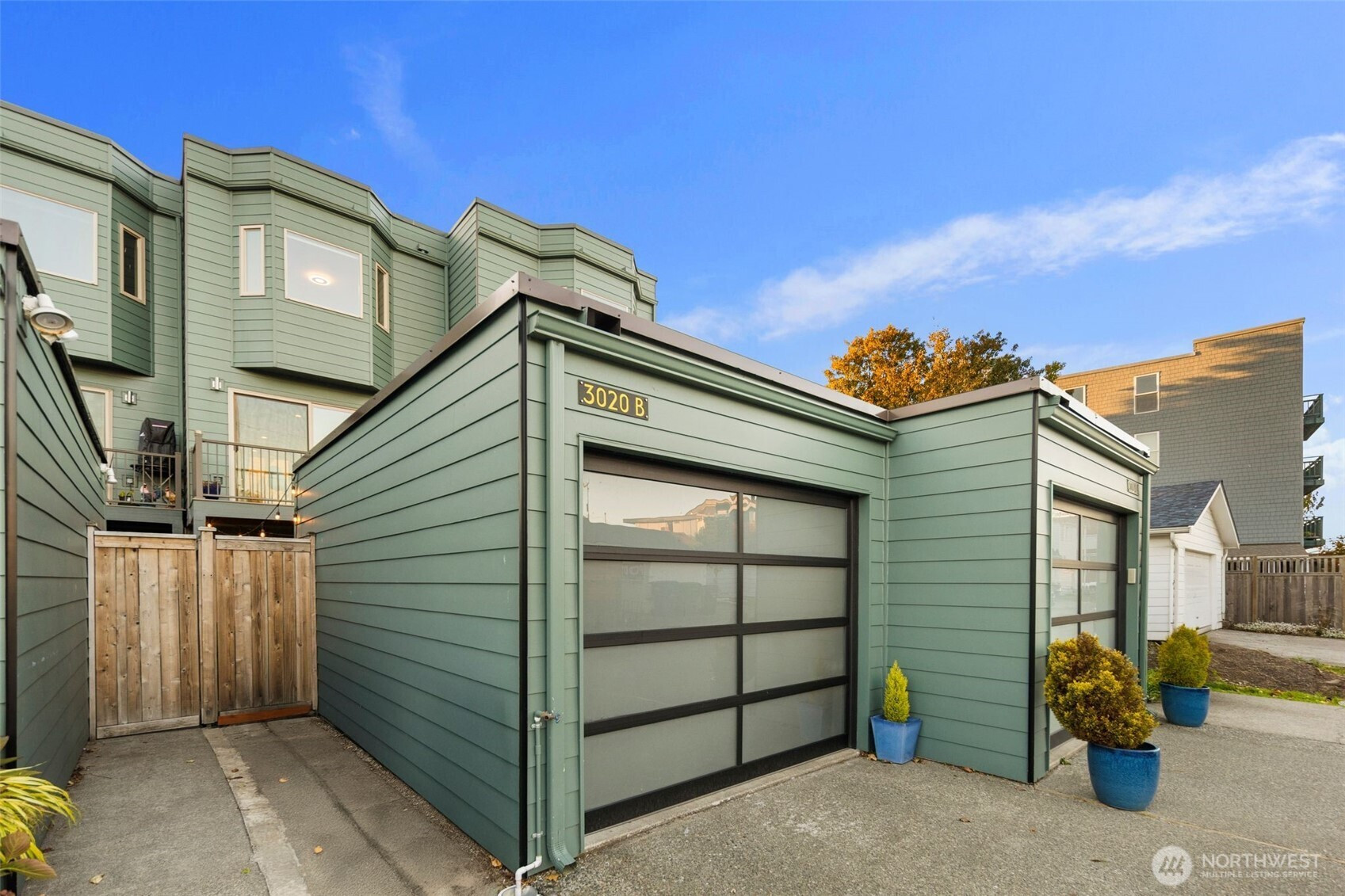 3020 64th Avenue SW, Seattle, WA 98116