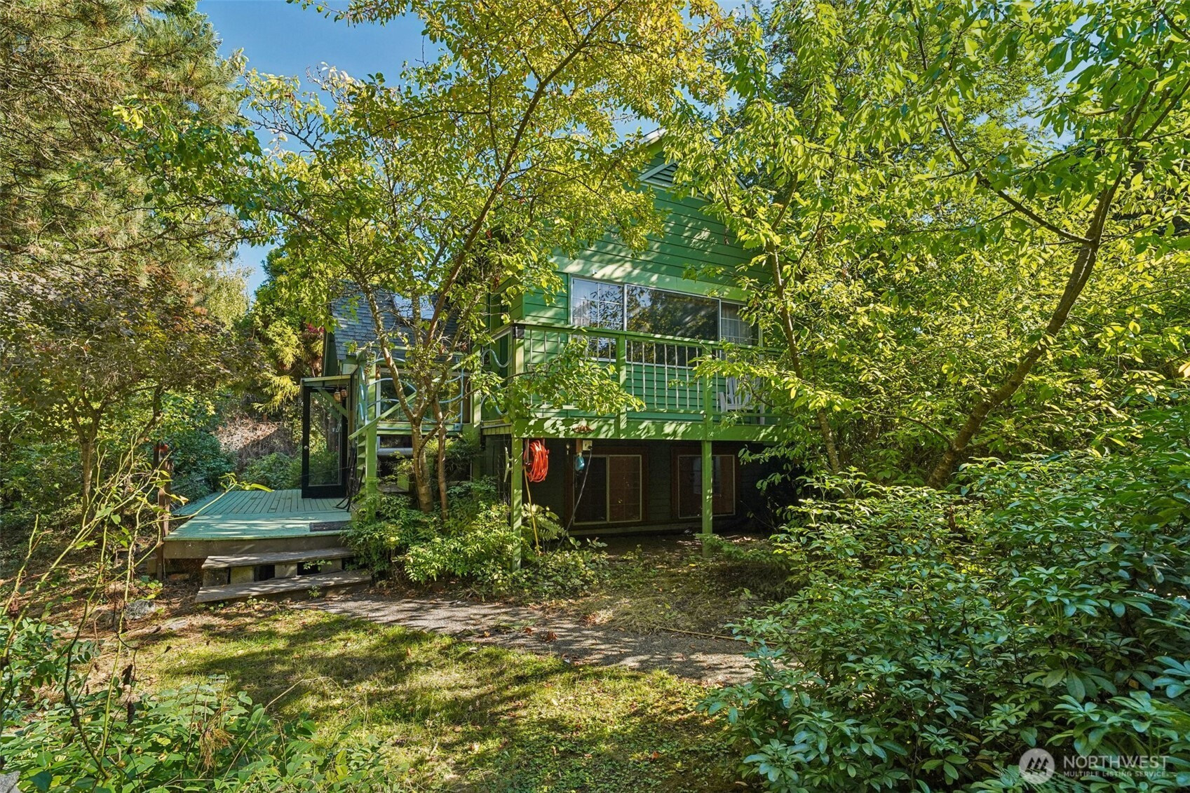 16261 12th Avenue NE, Shoreline, WA 98155