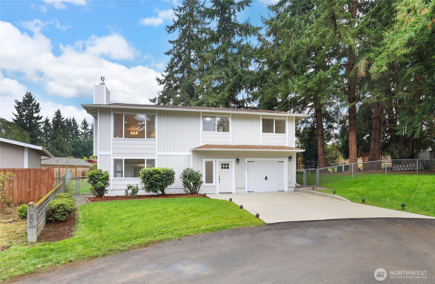 812 Shangrila Place NE, Lacey, WA 98516