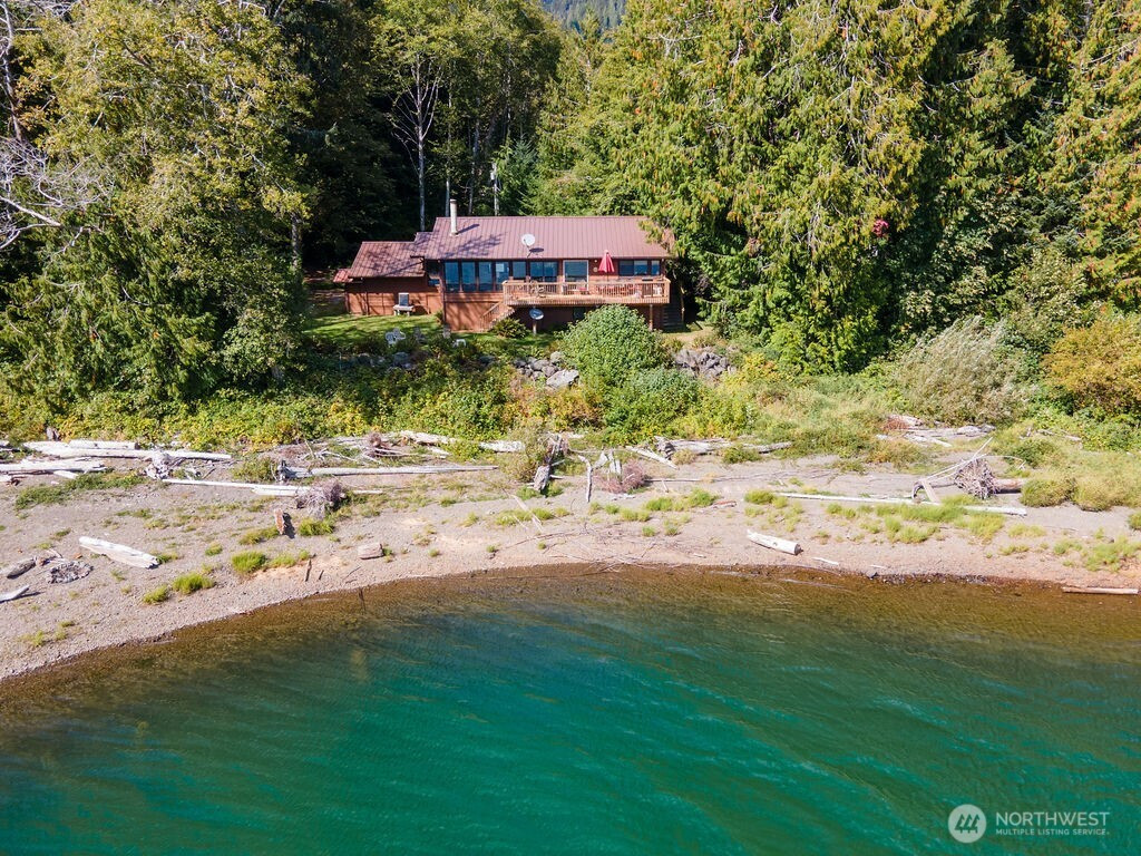 102 Shari Drive, Amanda Park, WA 98526