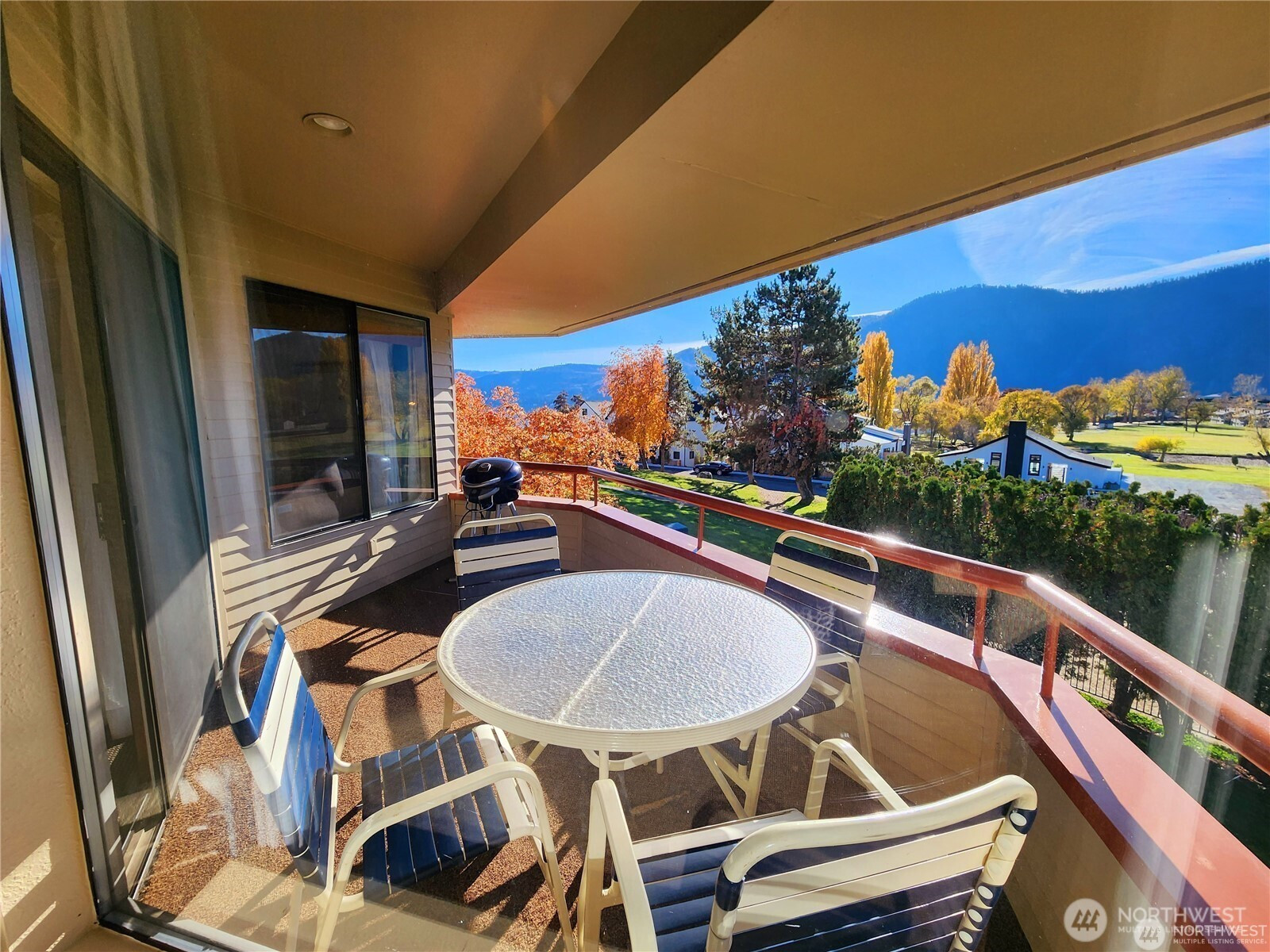 1 Lodge 610-I, Manson, WA 98831