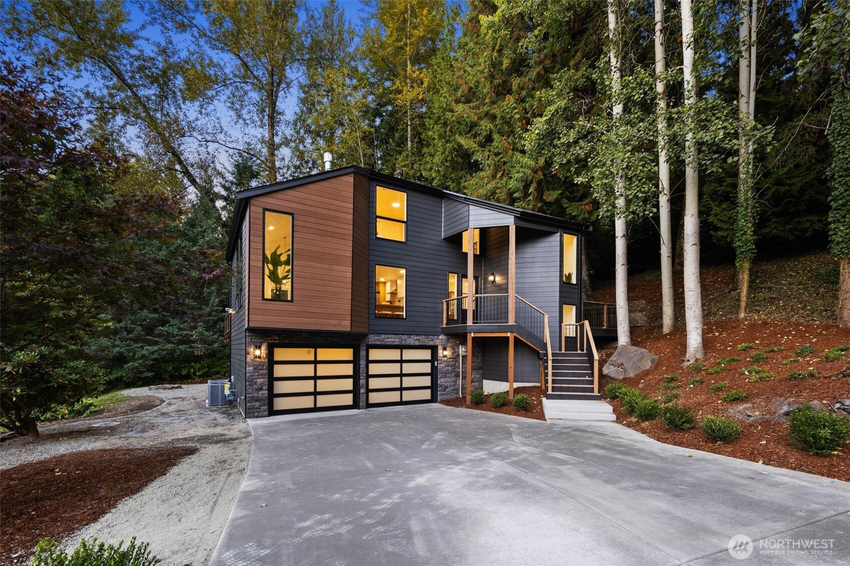 14707 149th Avenue NE, Woodinville, WA 98072