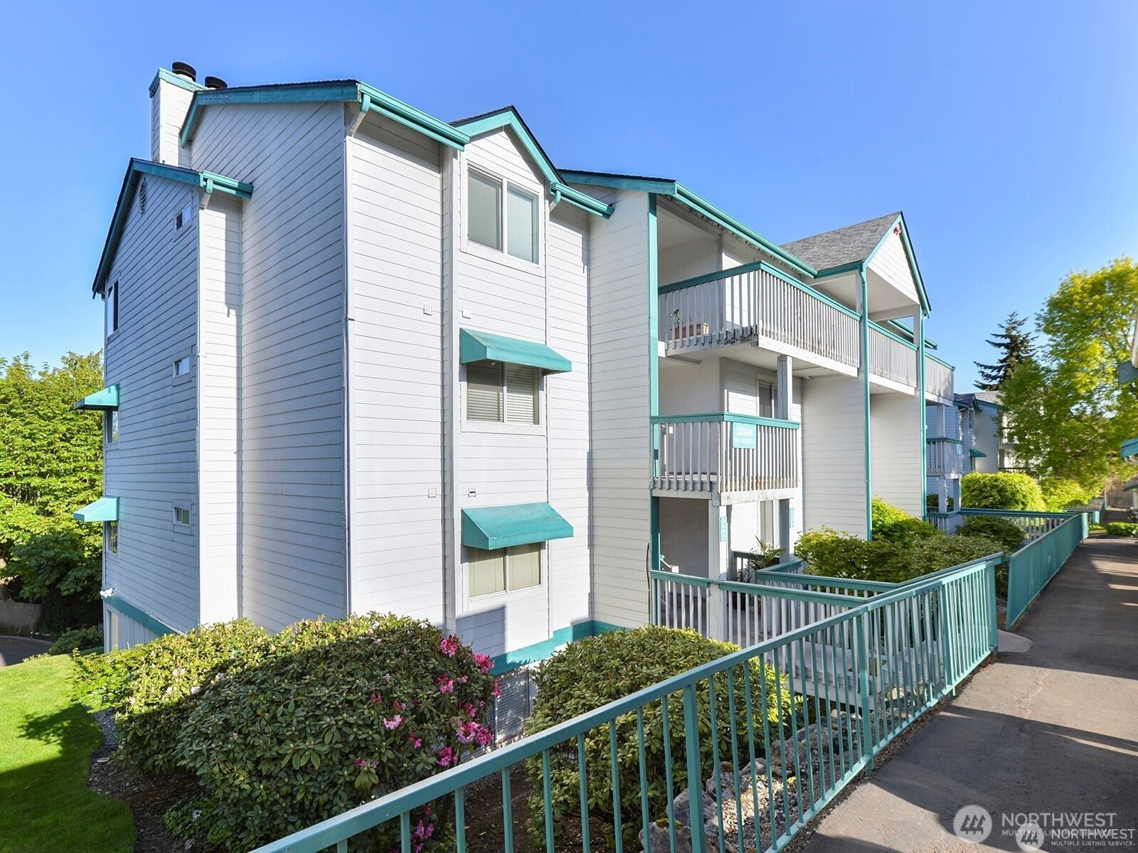 28606 16th Avenue S, Federal Way, WA 98003