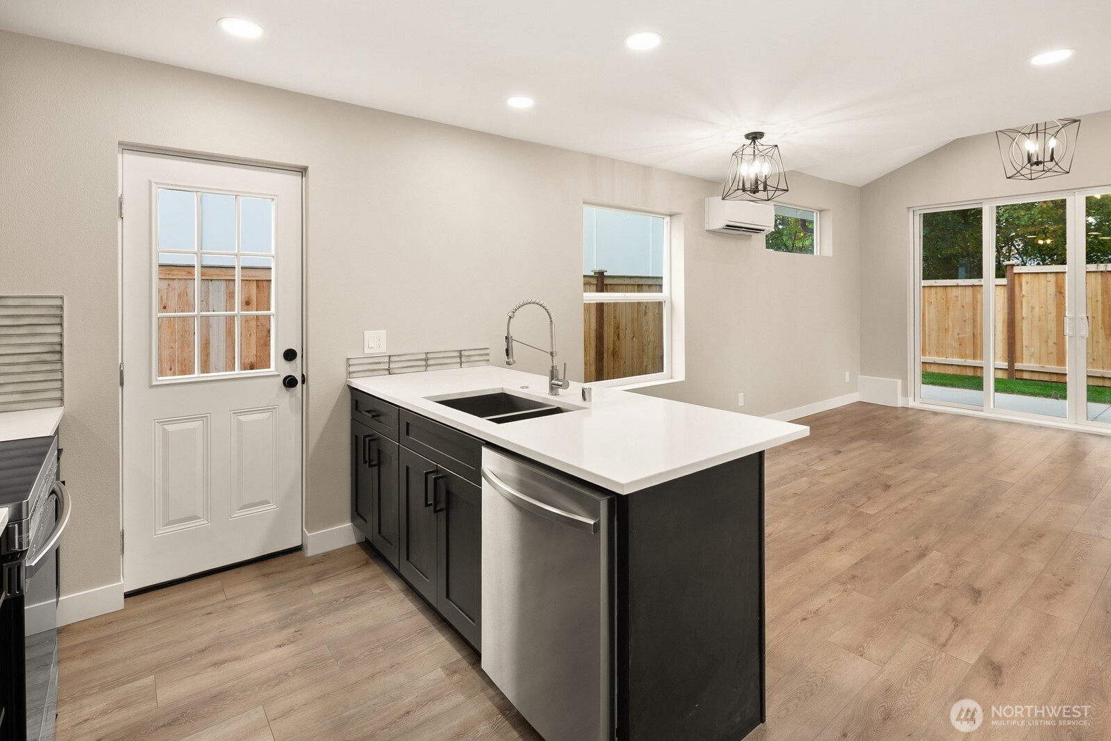 13005 1st Avenue NE, Seattle, WA 98125