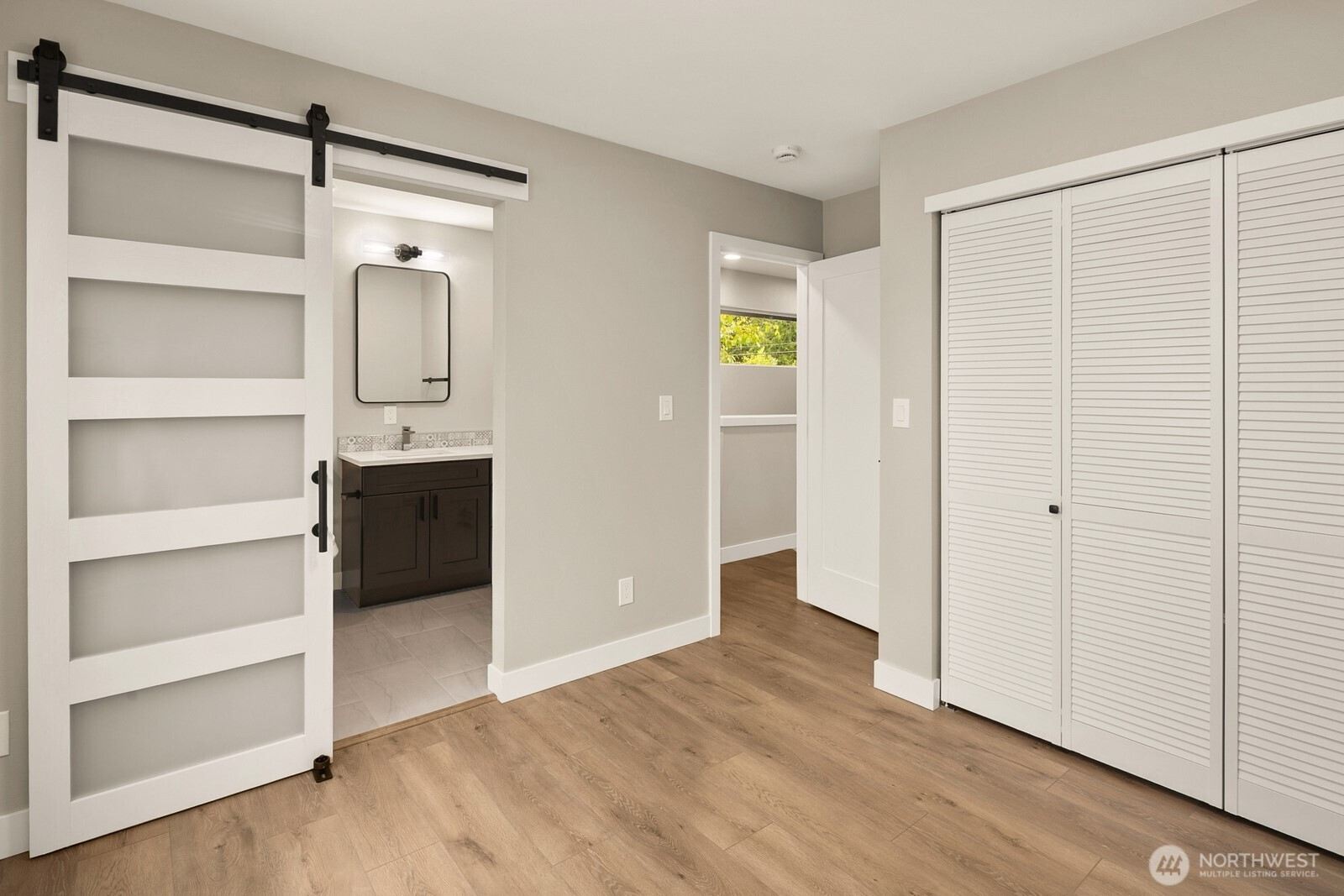 13005 1st Avenue NE, Seattle, WA 98125