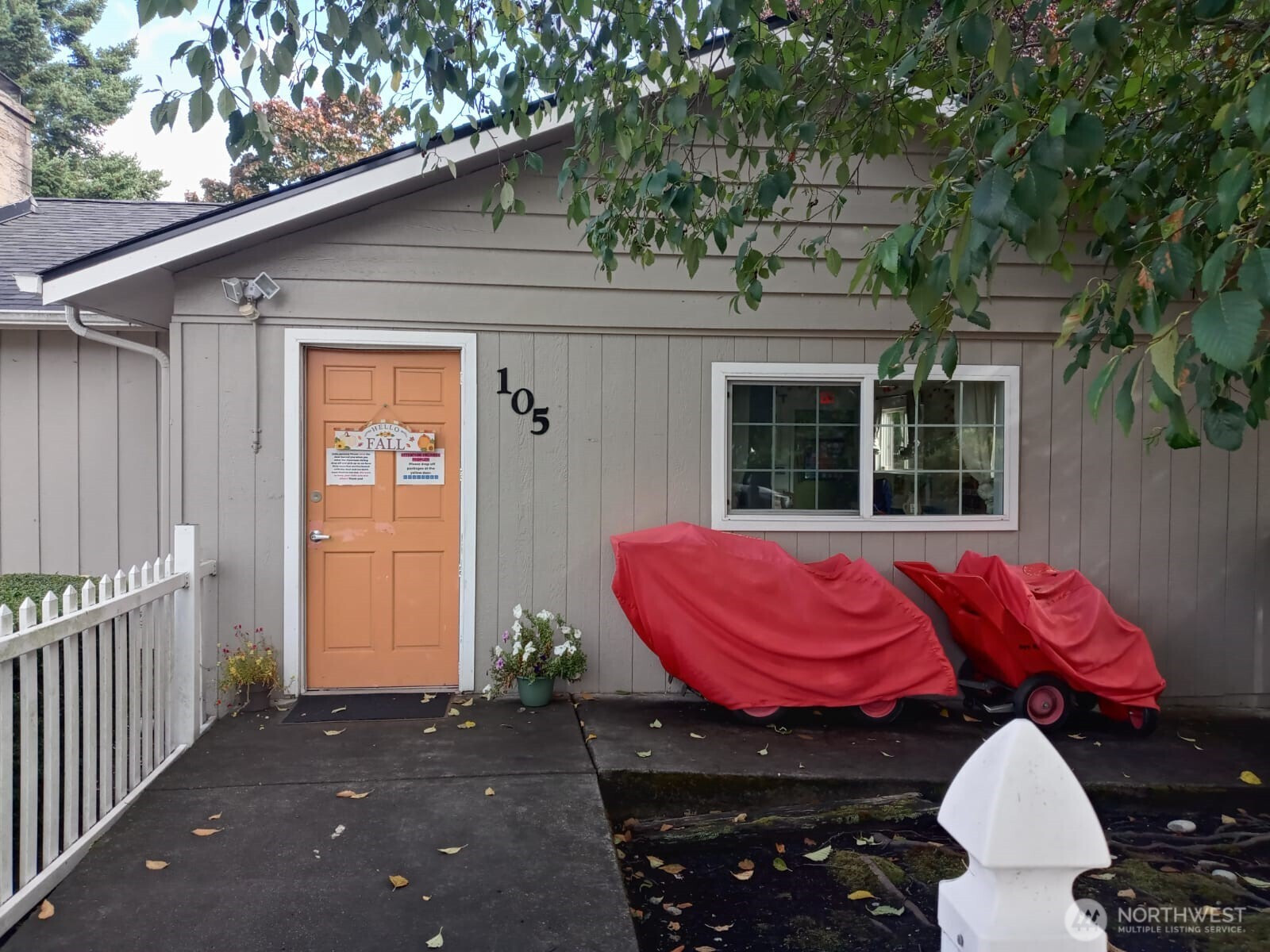 105 NE 193 Street, Shoreline, WA 98155