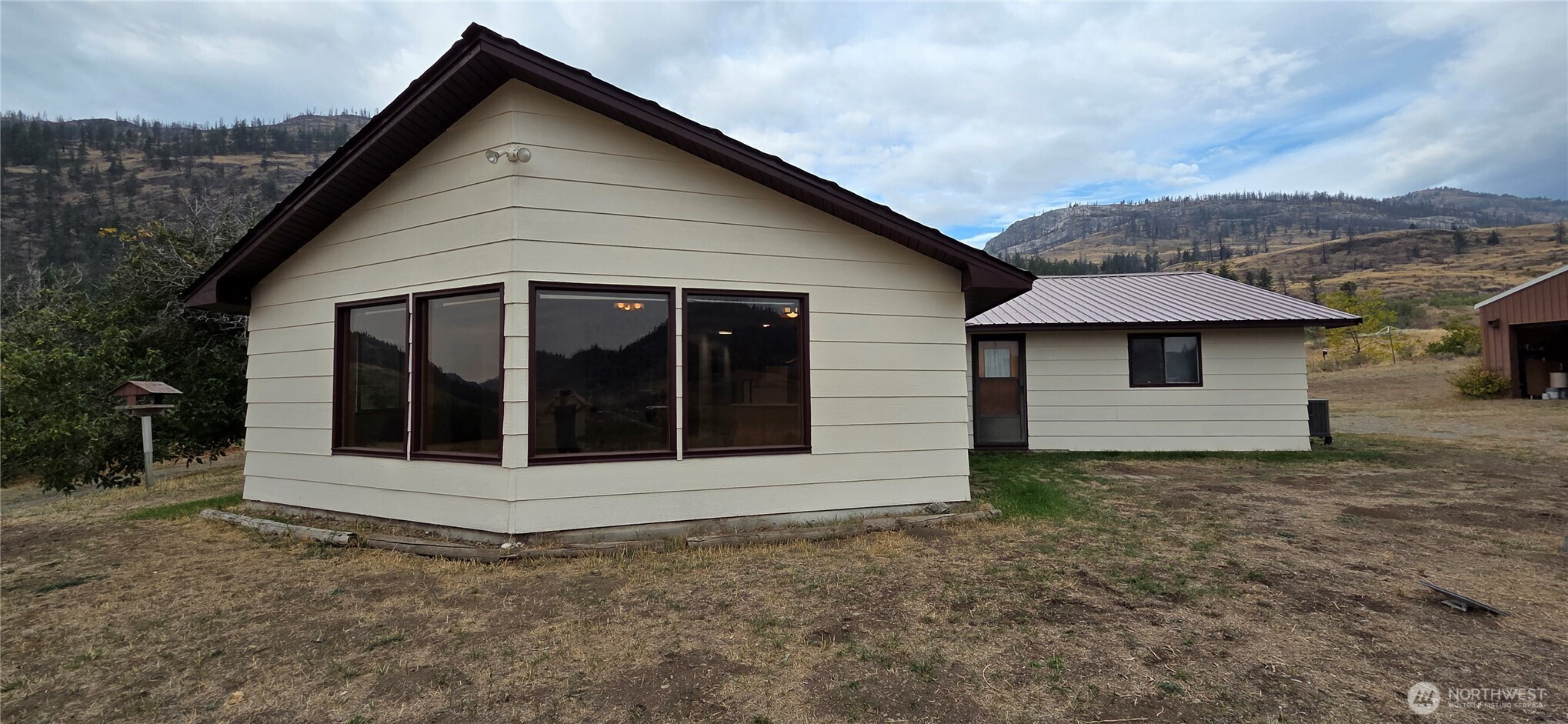 665 Wannacut Lake Road, Oroville, WA 98844