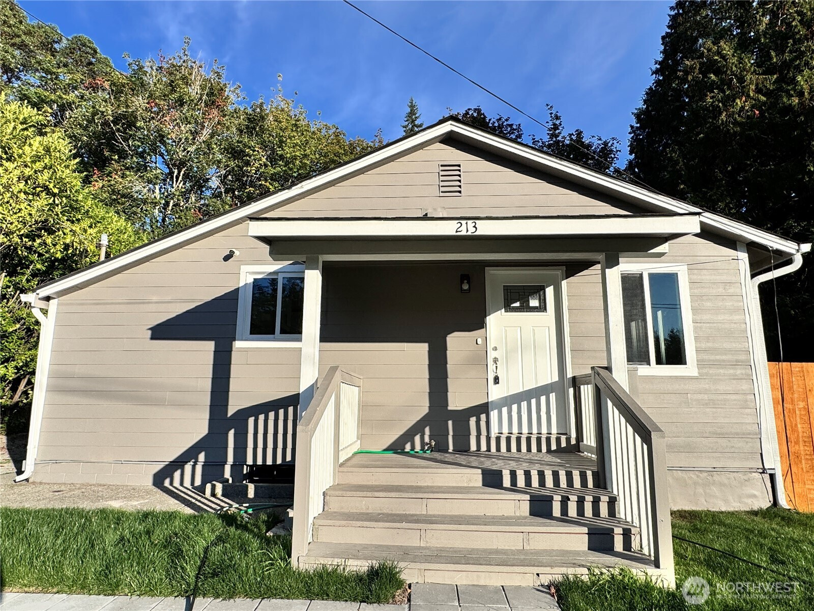 213 Willow Street, Bremerton, WA 98310