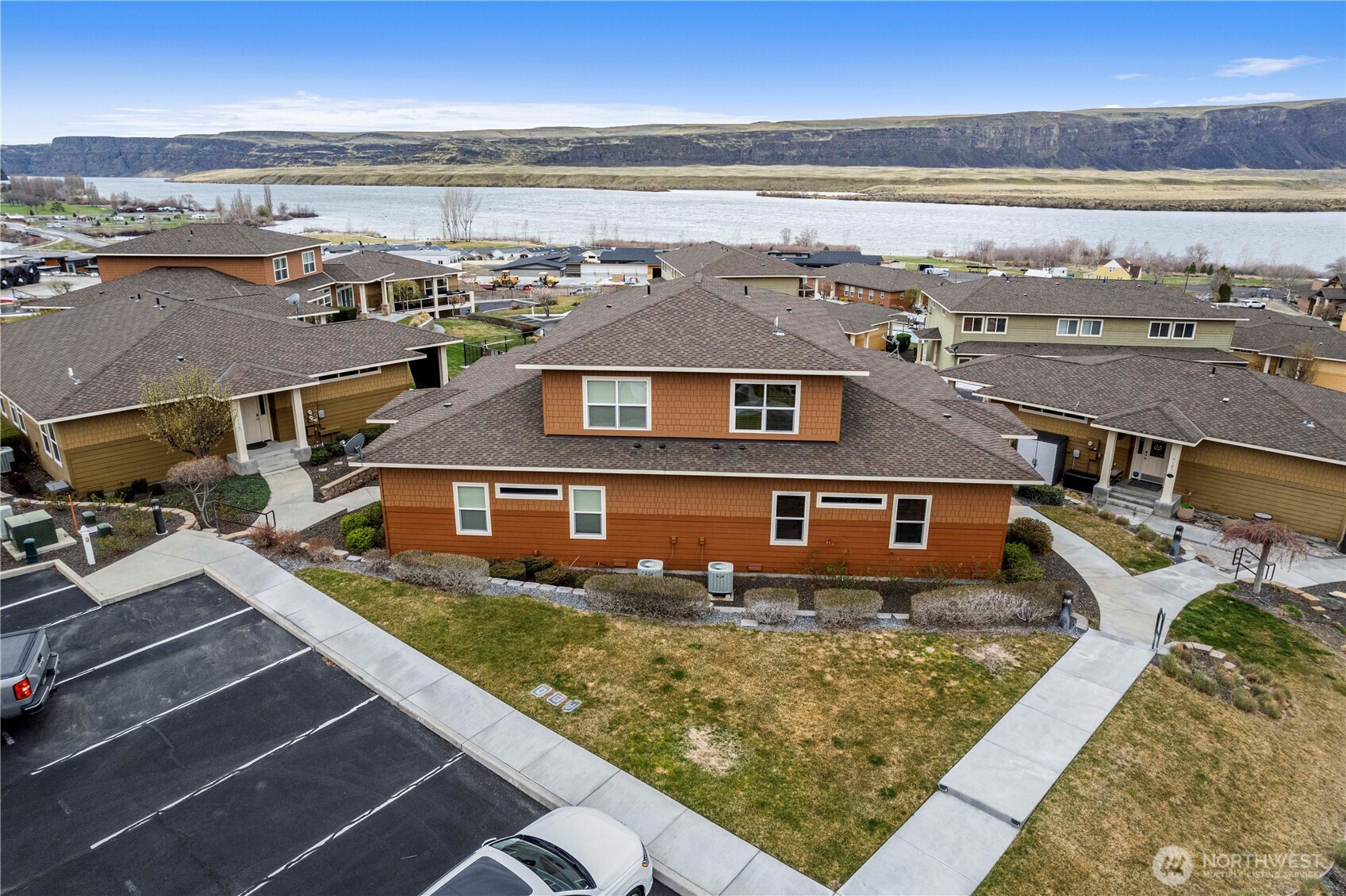 9122 NW Red Hawk Lane, Quincy, WA 98121