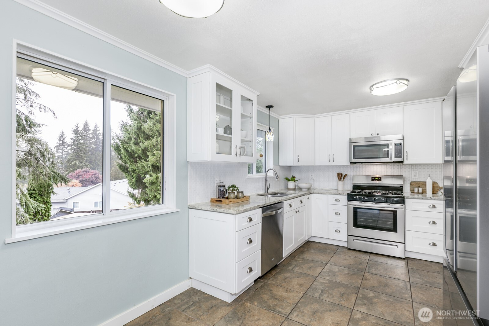 2425 Whitechuck Drive, Everett, WA 98208