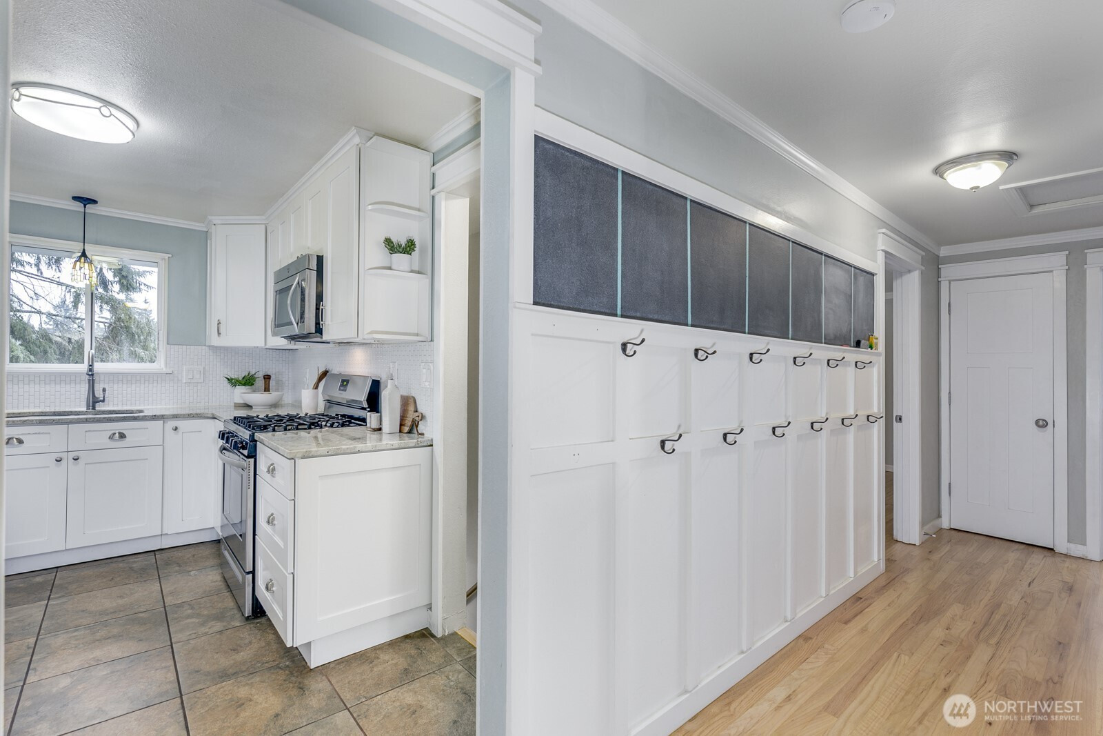 2425 Whitechuck Drive, Everett, WA 98208