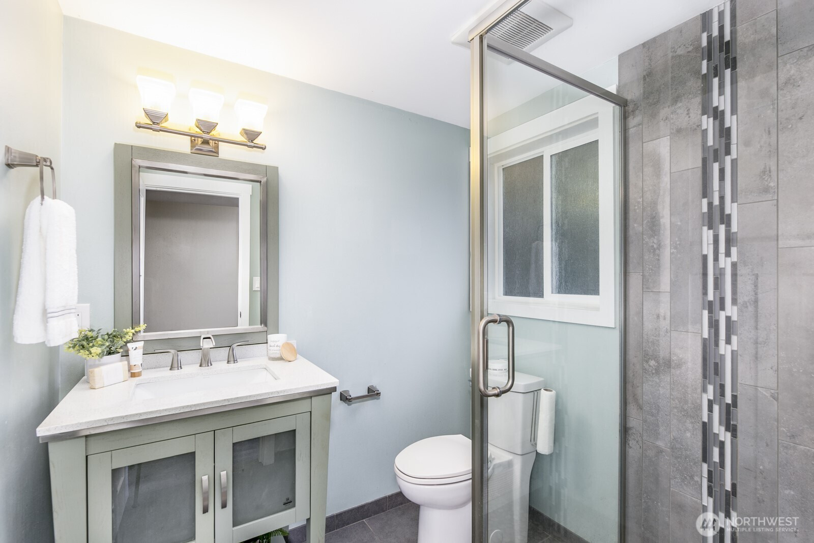 2425 Whitechuck Drive, Everett, WA 98208