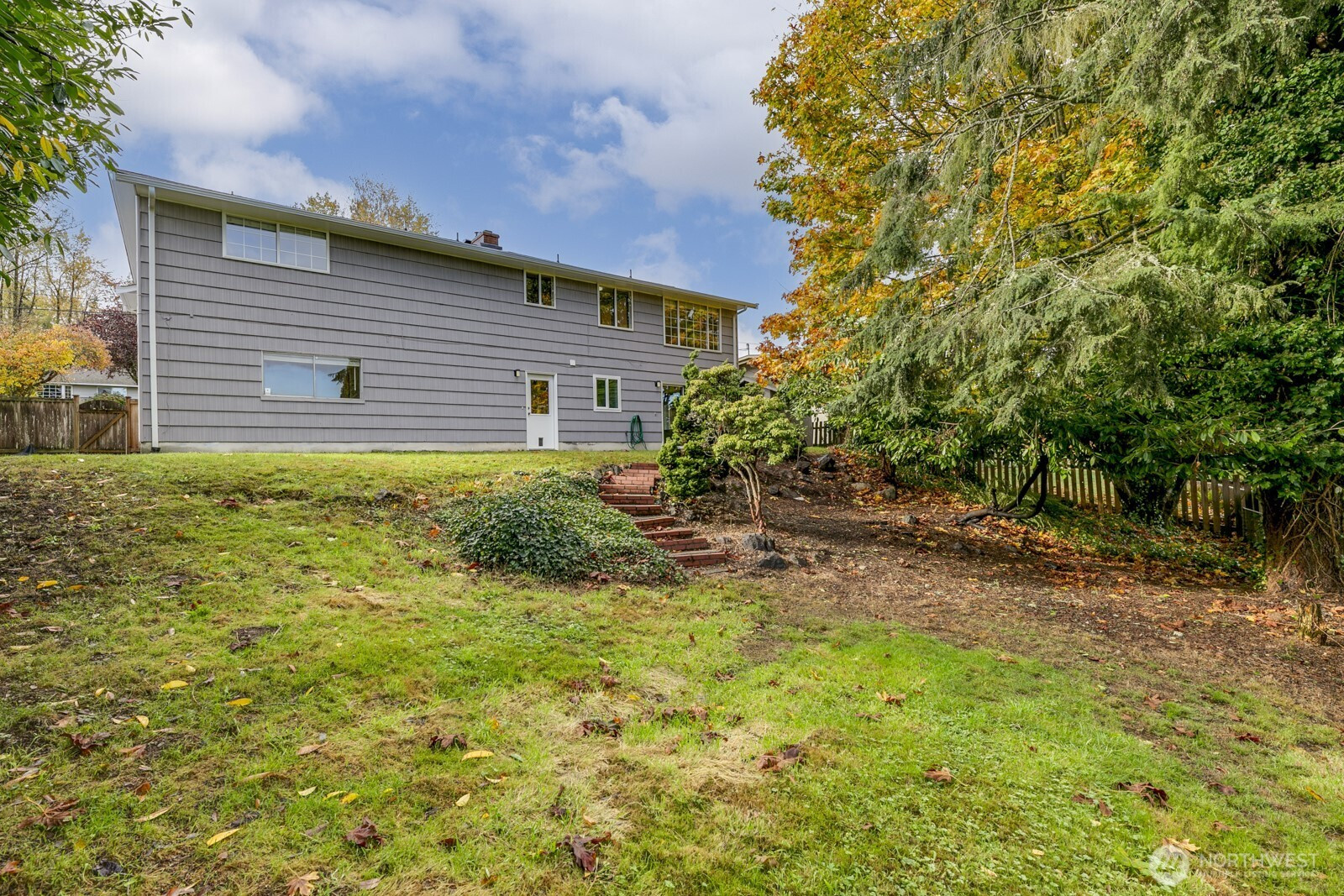 2425 Whitechuck Drive, Everett, WA 98208