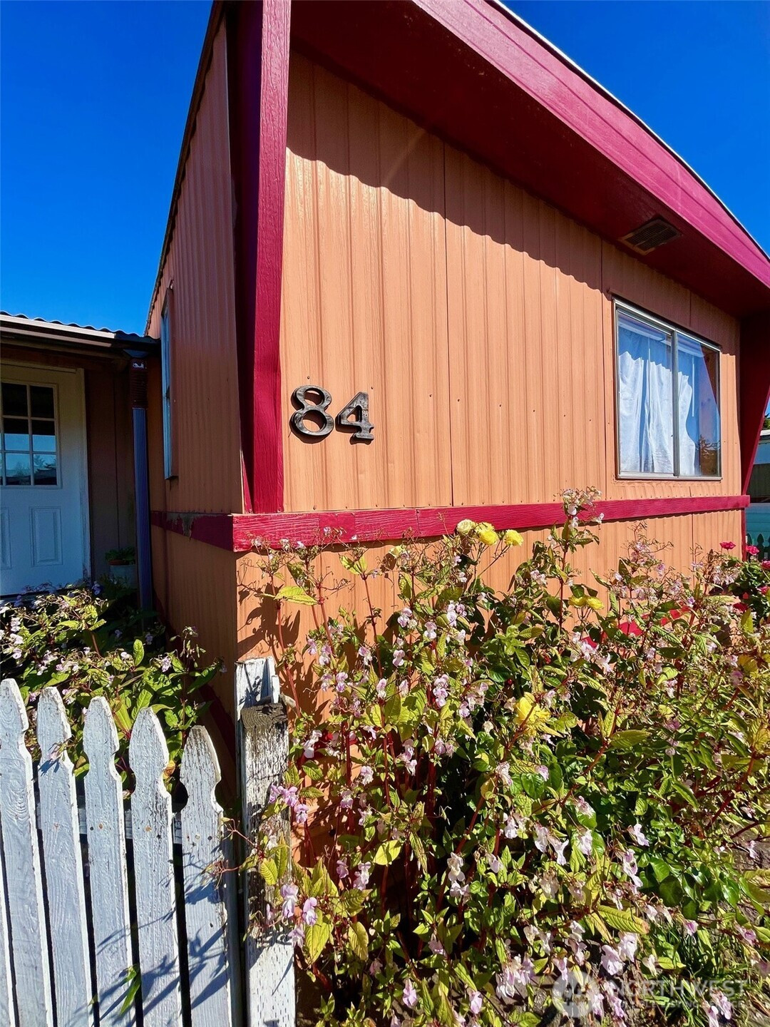 700 Crosby Avenue, Oak Harbor, WA 98277