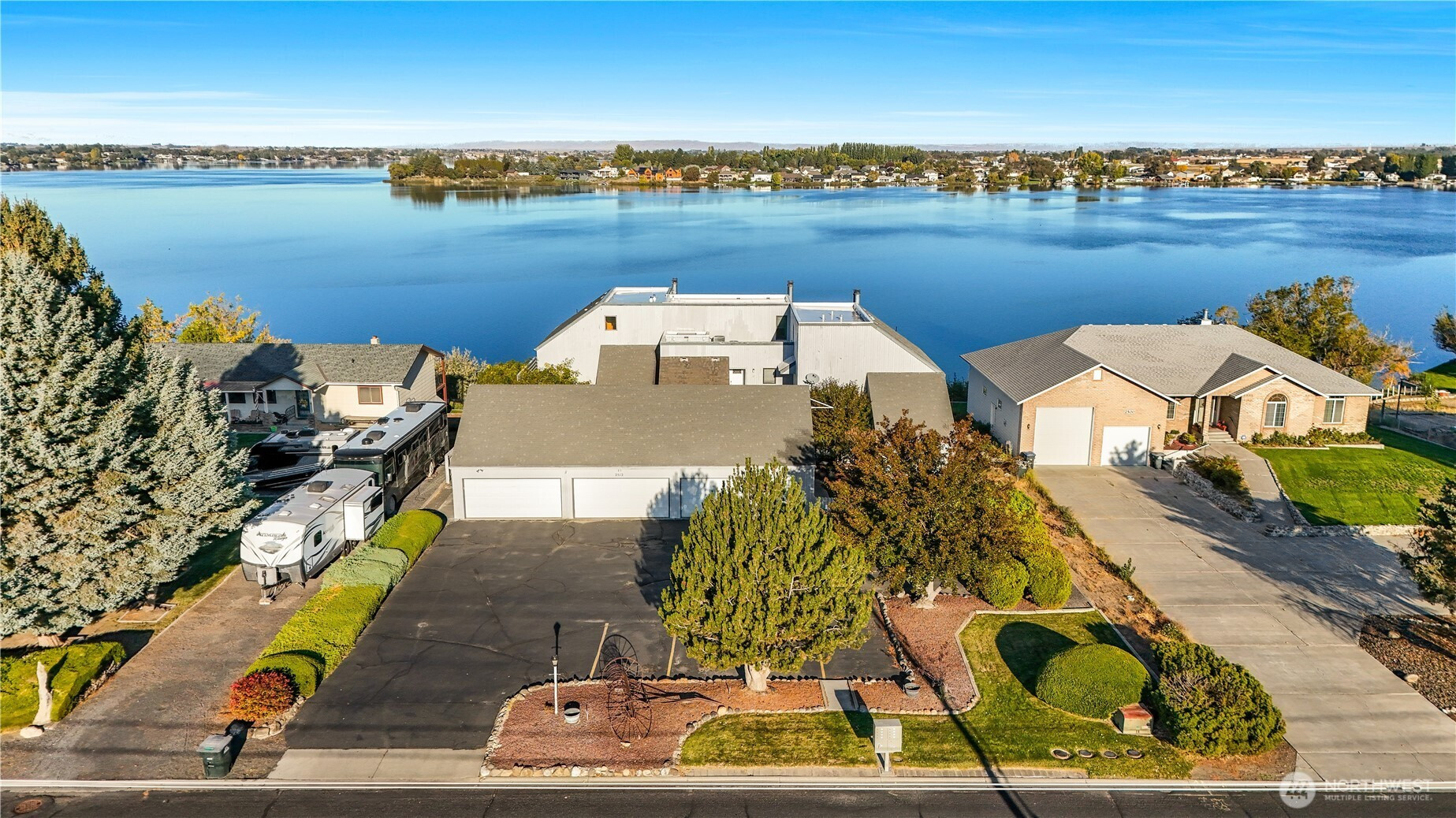 2512 W Marina Drive, Moses Lake, WA 98837