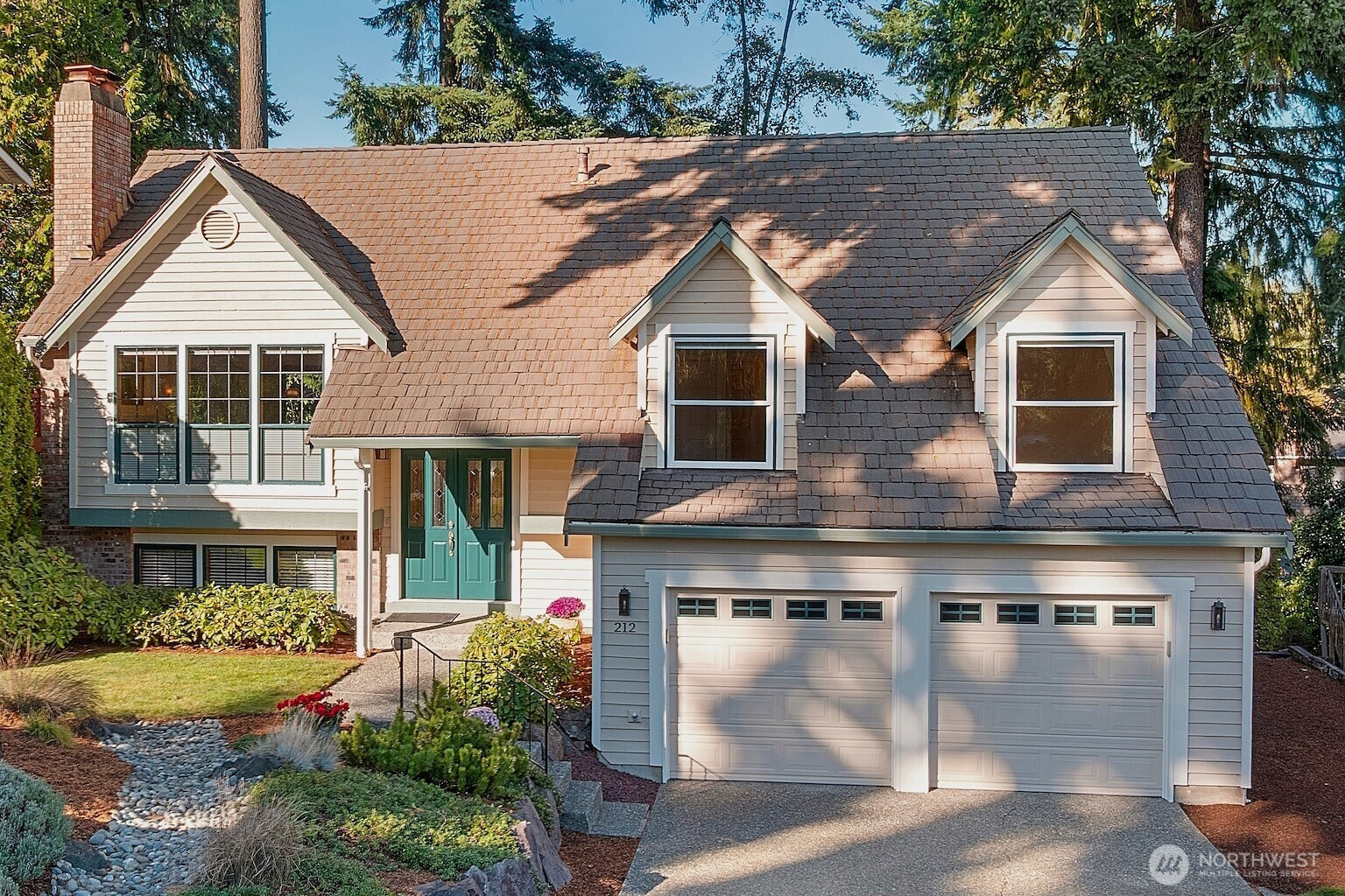 212 SW 327th Place, Federal Way, WA 98023