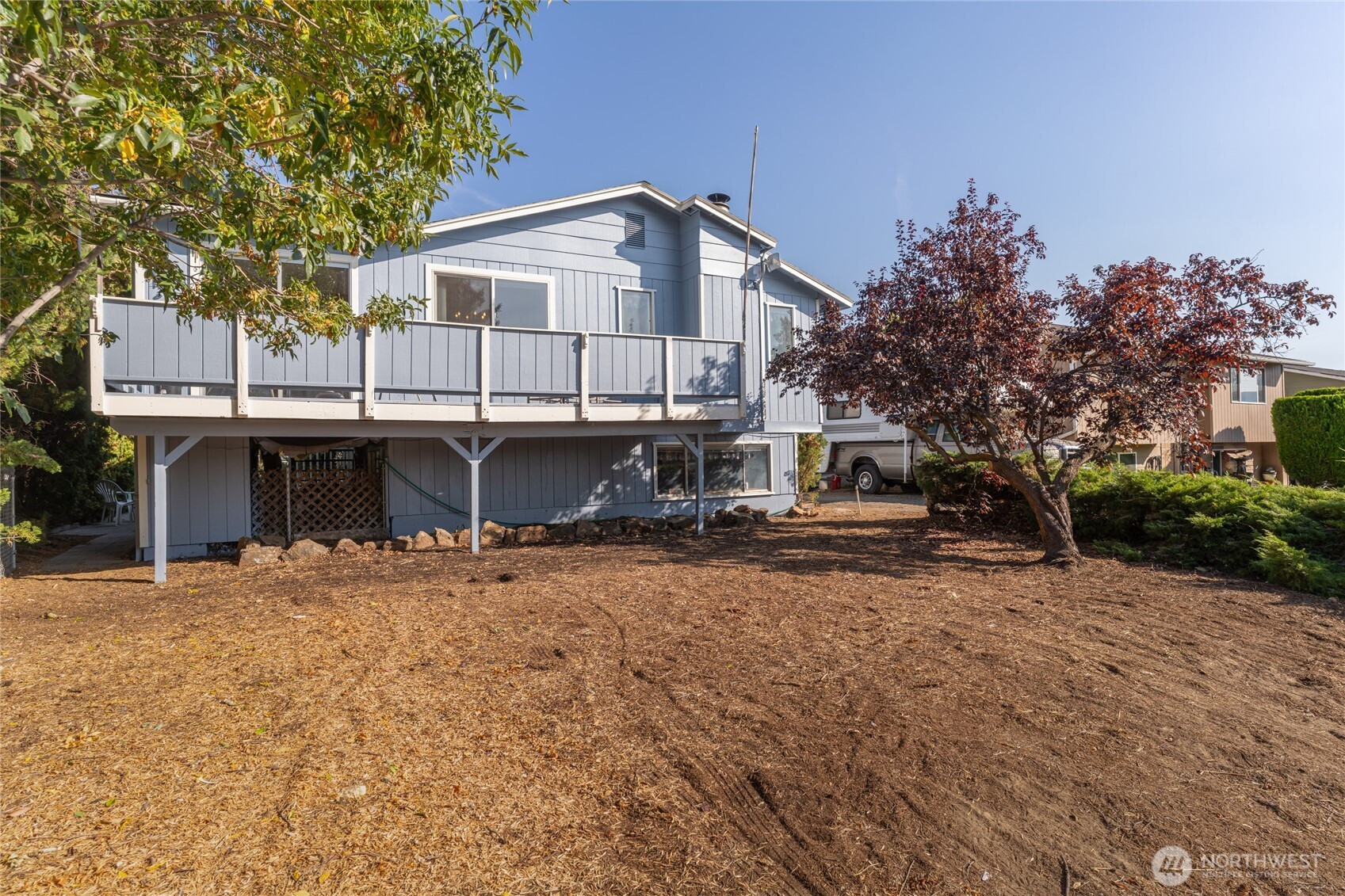 2407 N Aurora Avenue, East Wenatchee, WA 98802