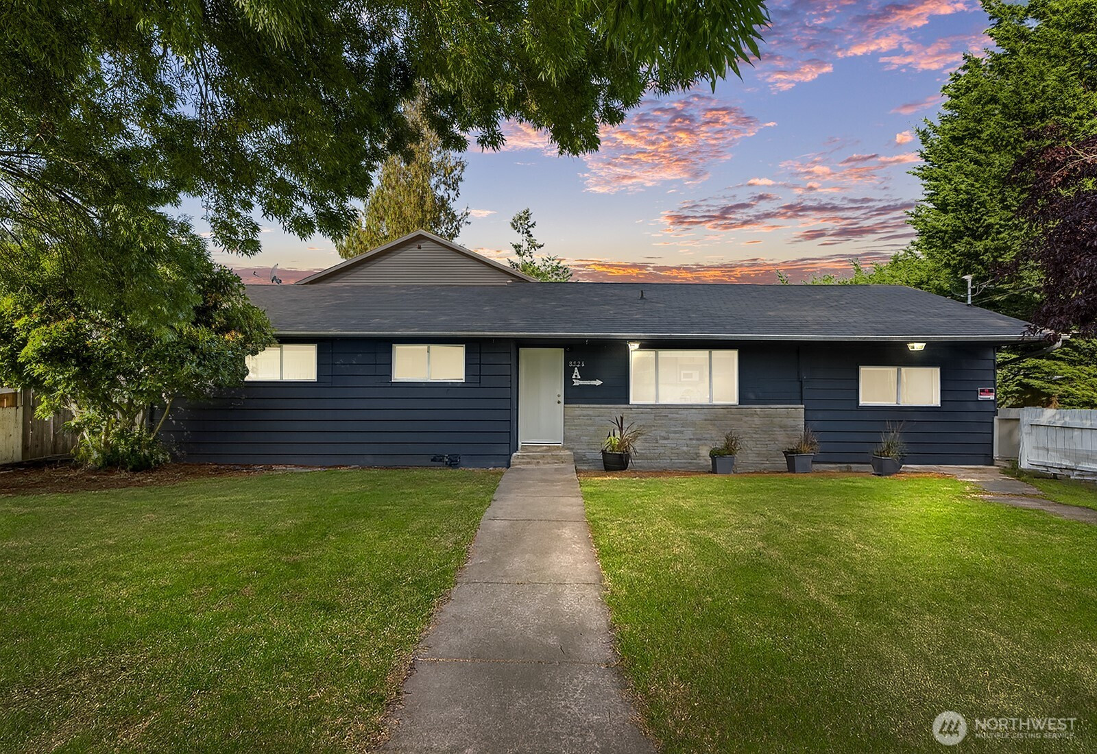 8526 8th Avenue W, Everett, WA 98204