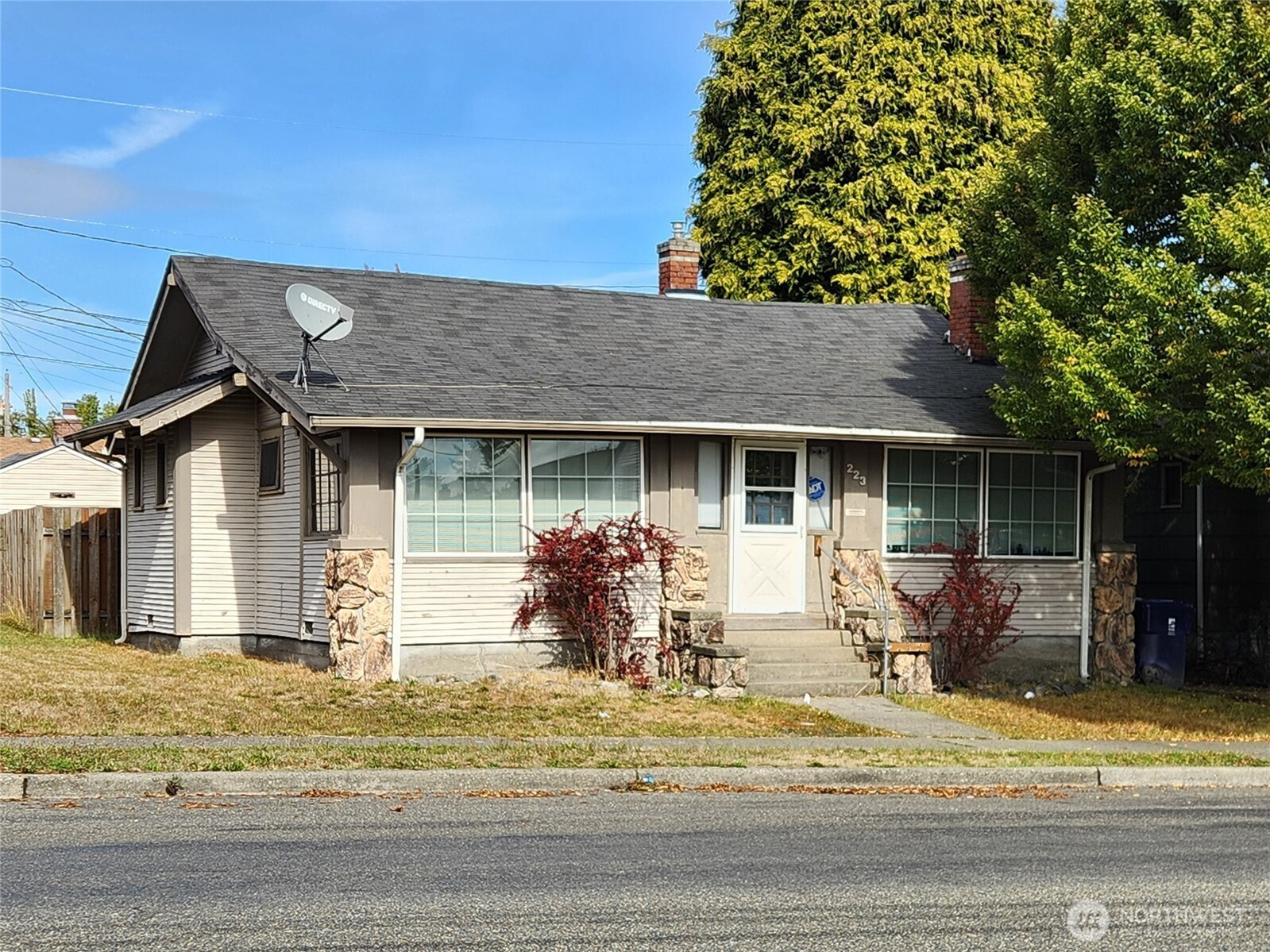 223 S 48th Street, Tacoma, WA 98408