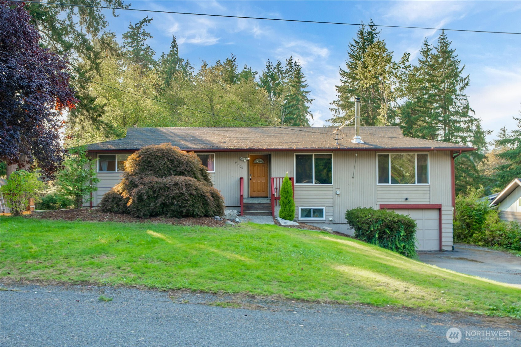 9706 72nd Avenue Ct E, Puyallup, WA 98373