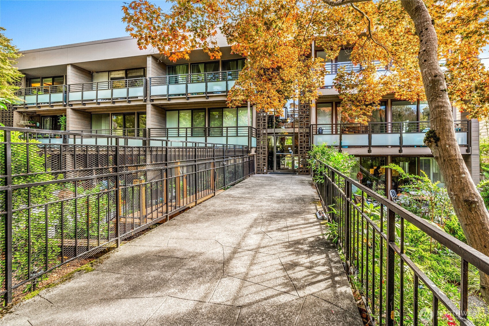 1616 41st Avenue E, Seattle, WA 98112