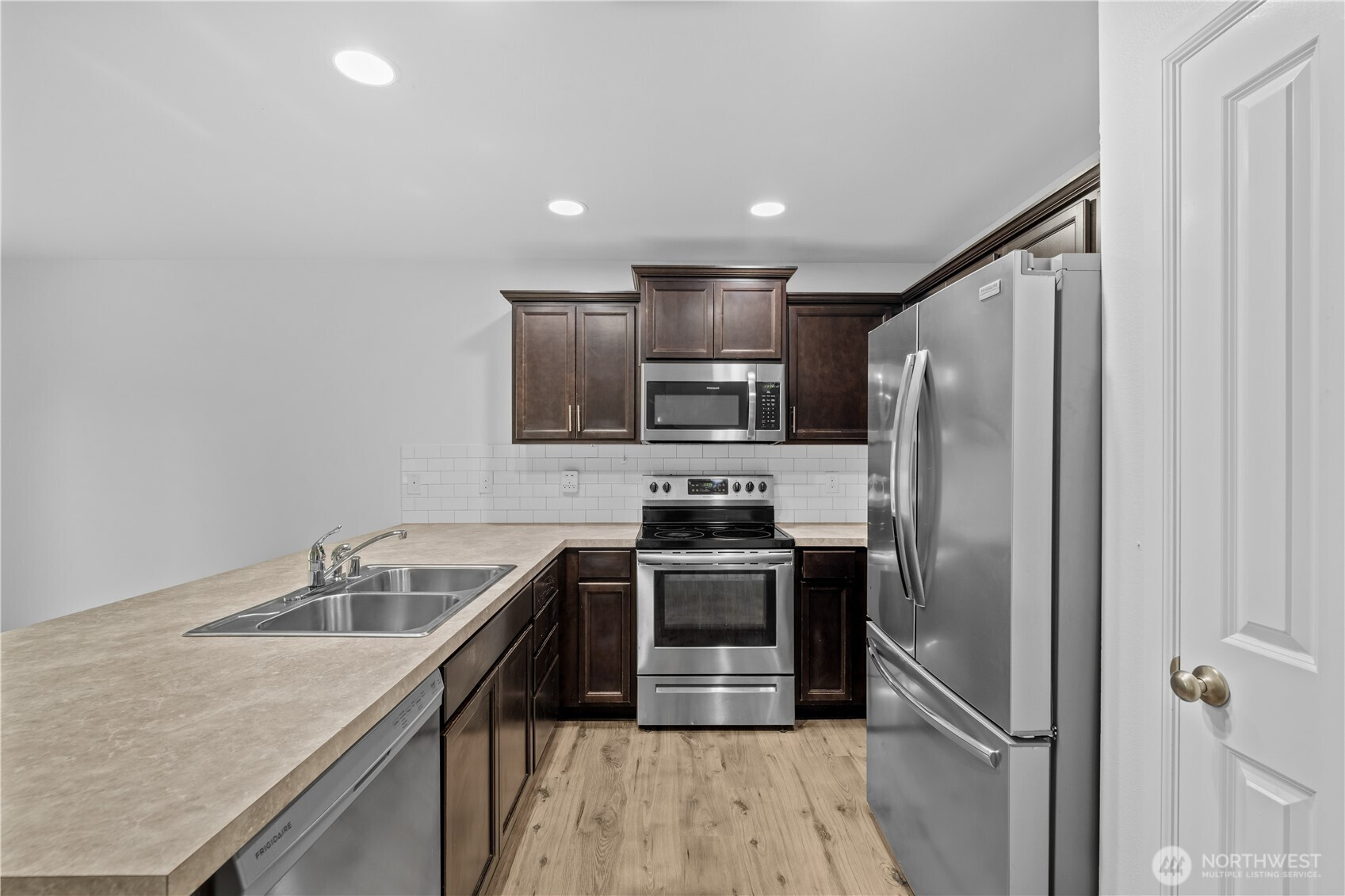 111 Basil Avenue, Shelton, WA 98584