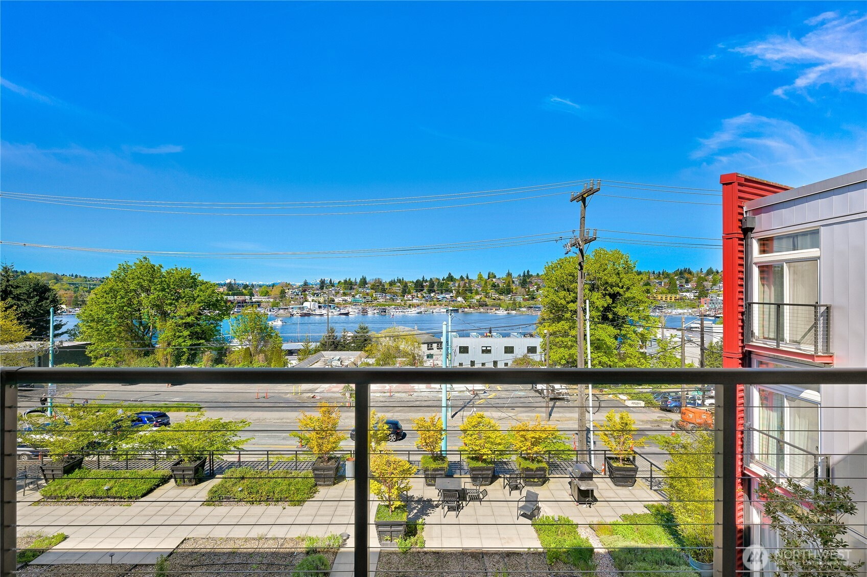 2960 Eastlake Avenue E, Seattle, WA 98102