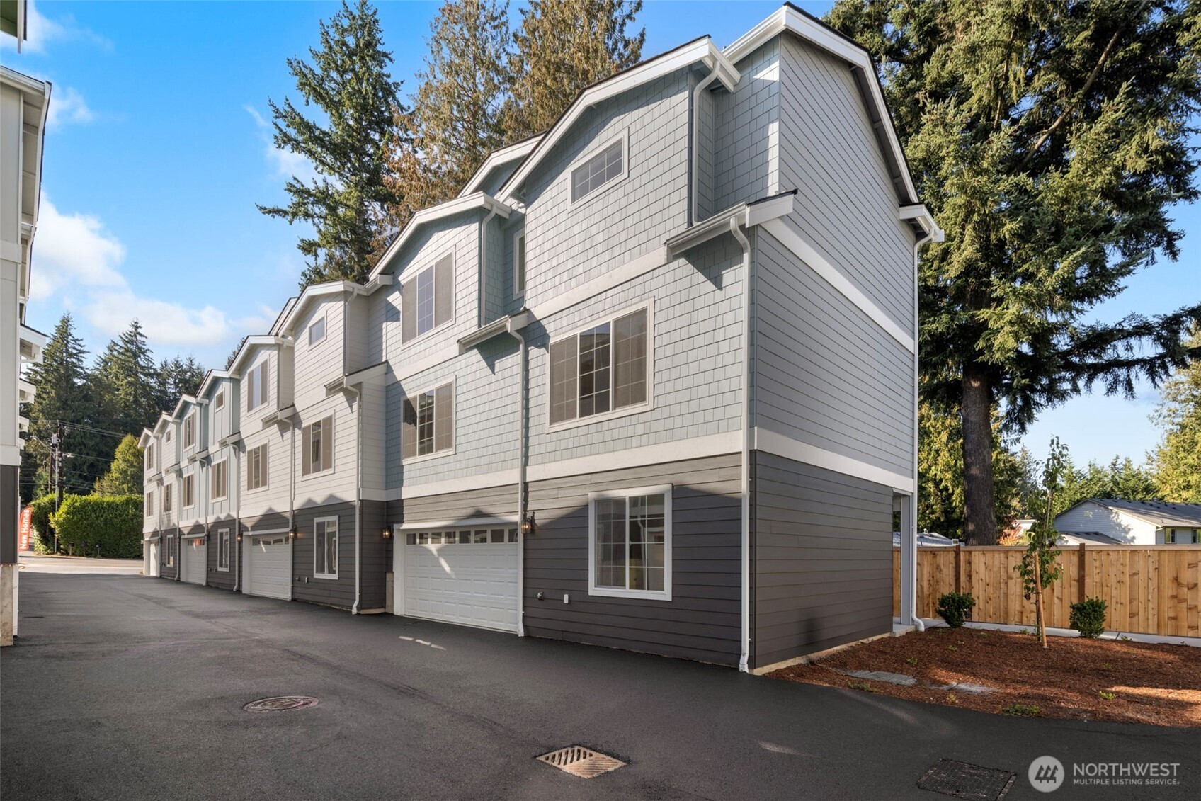 19505 Damson Road, Lynnwood, WA 98036