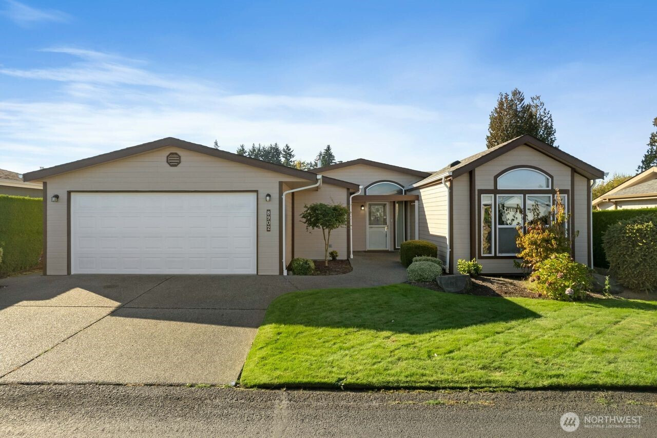 8902 60th Avenue E, Puyallup, WA 98371