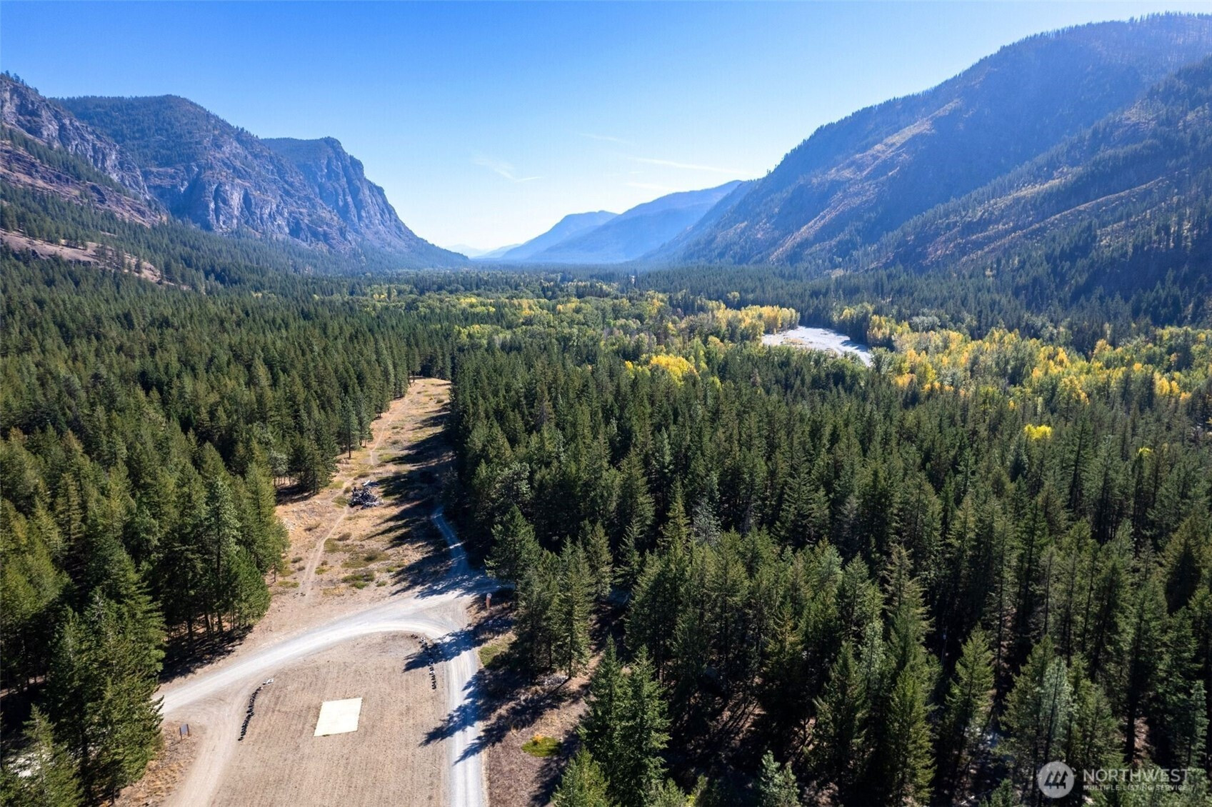 68 Lost River Runway, Mazama, WA 98833
