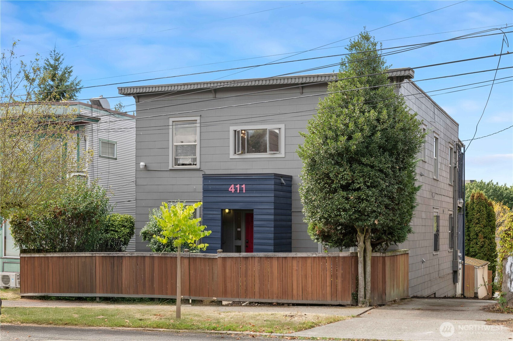 411 28th Avenue S, Seattle, WA 98144
