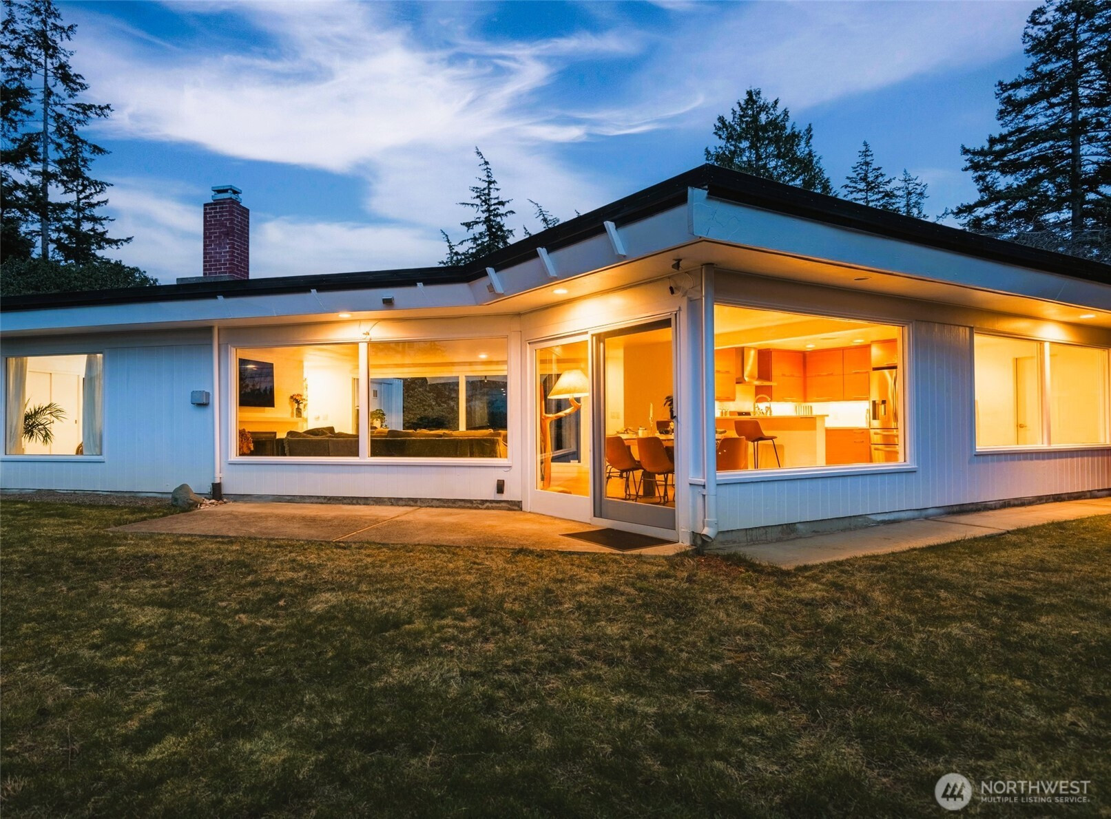 313 Highland Drive, Bellingham, WA 98225