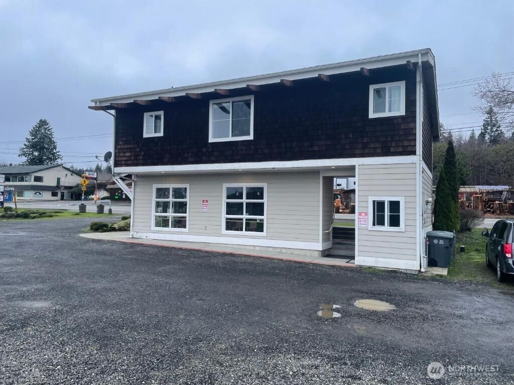 18350 E State Route 3, Allyn, WA 98524