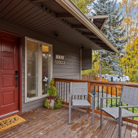 13922 Manor Way, Lynnwood, WA 98087