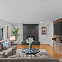 13922 Manor Way, Lynnwood, WA 98087