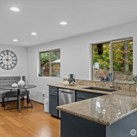 13922 Manor Way, Lynnwood, WA 98087